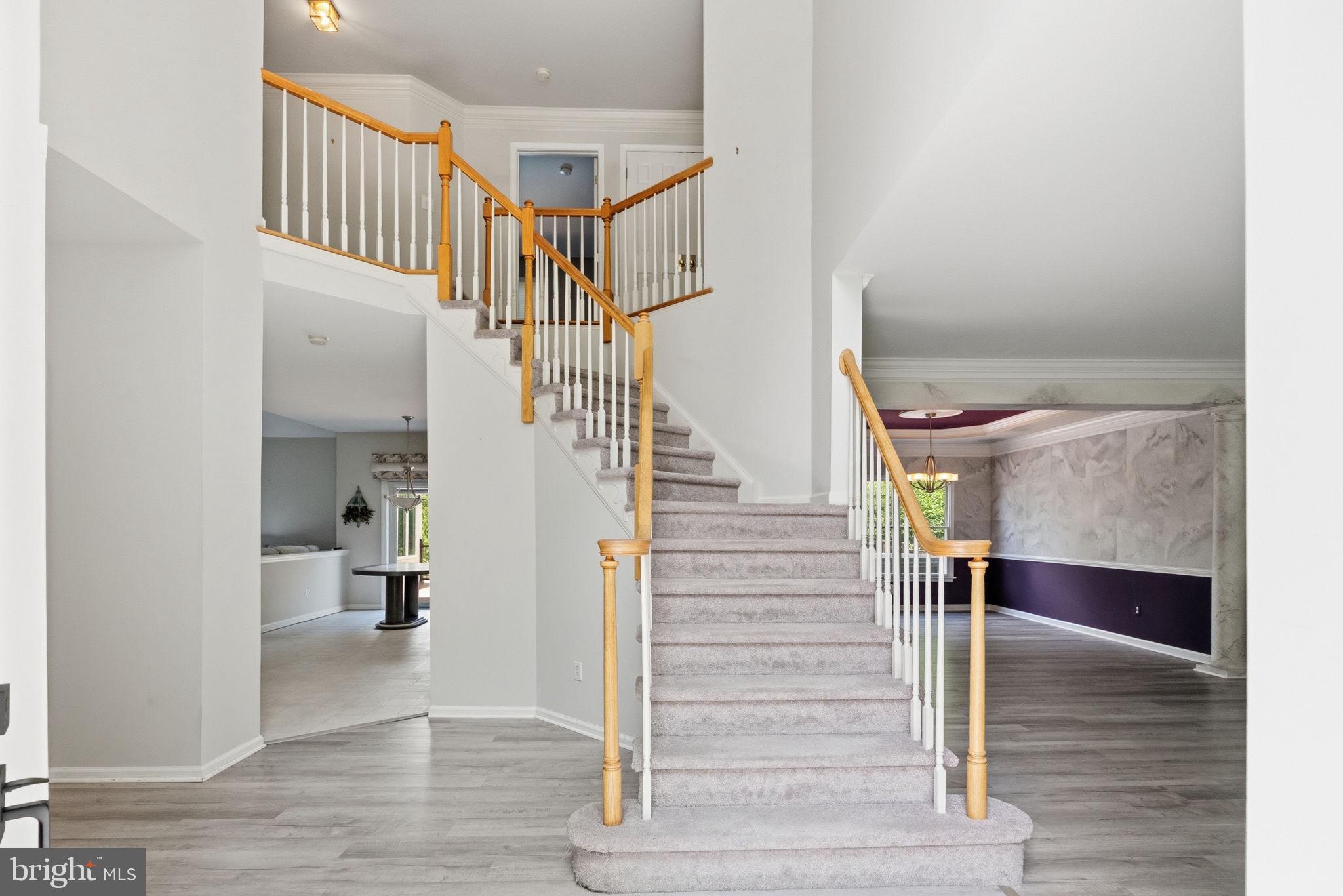 PROVIDENCE OAKS - Residential