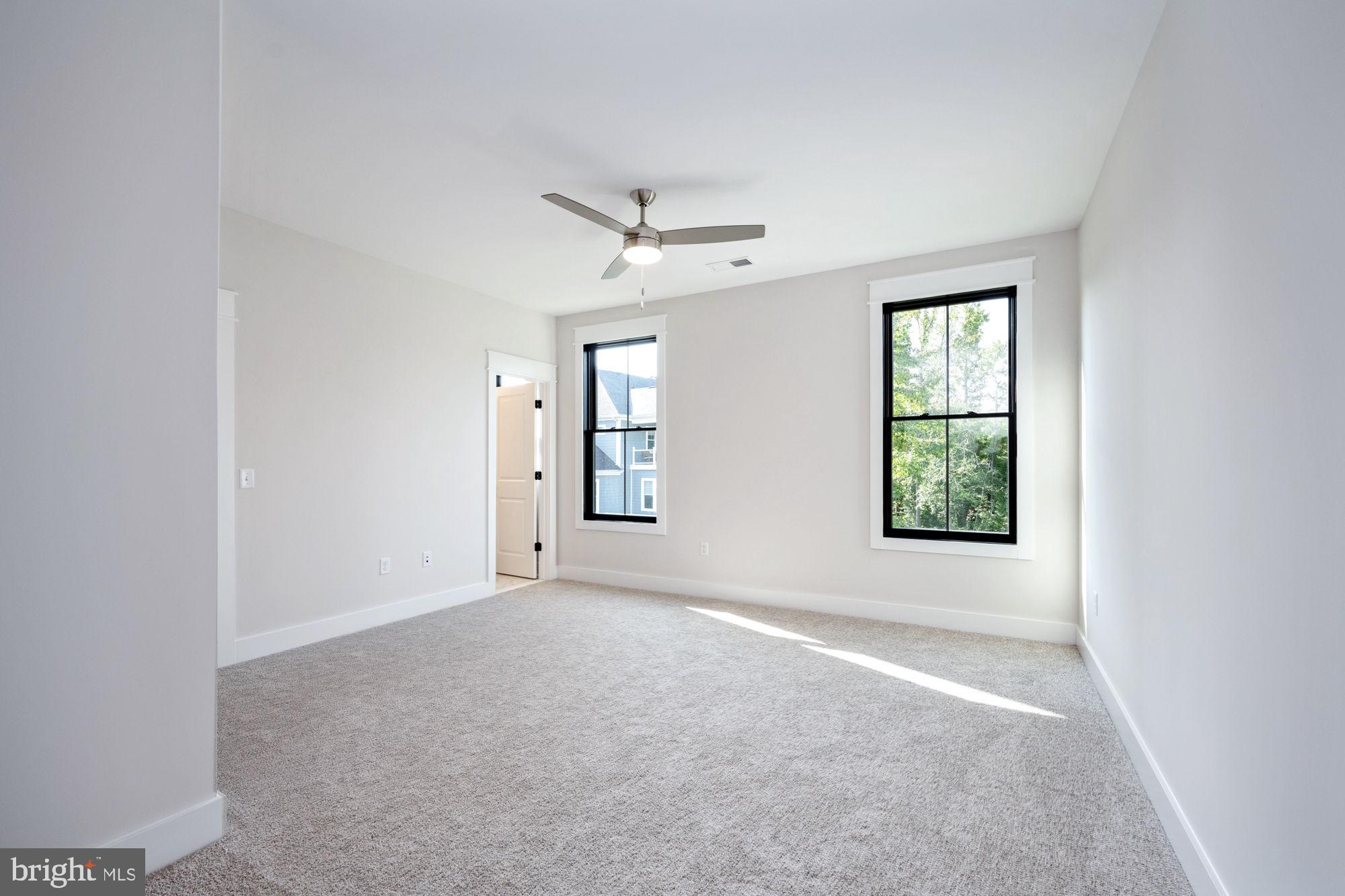 NOAHS LANDING - Residential