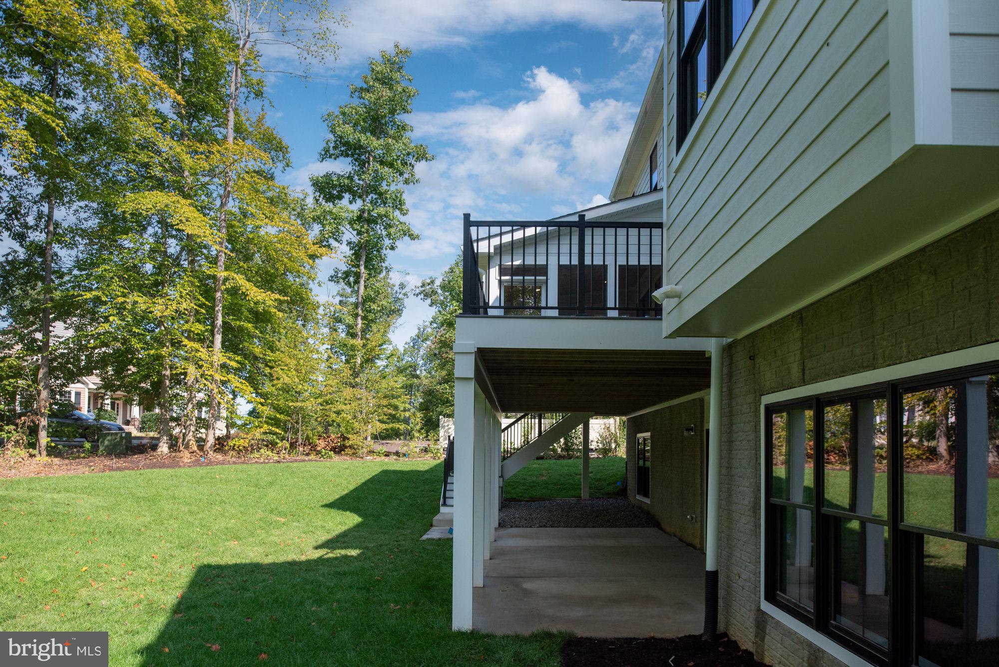 NOAHS LANDING - Residential
