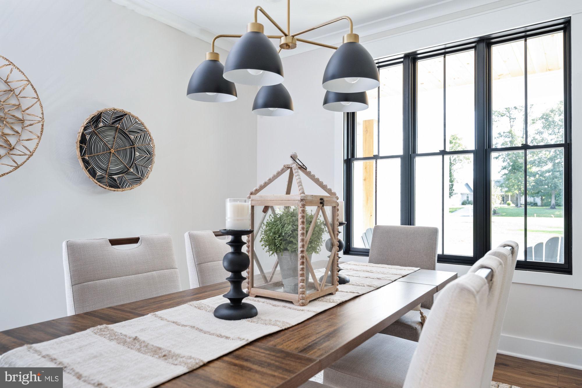 NOAHS LANDING - Residential