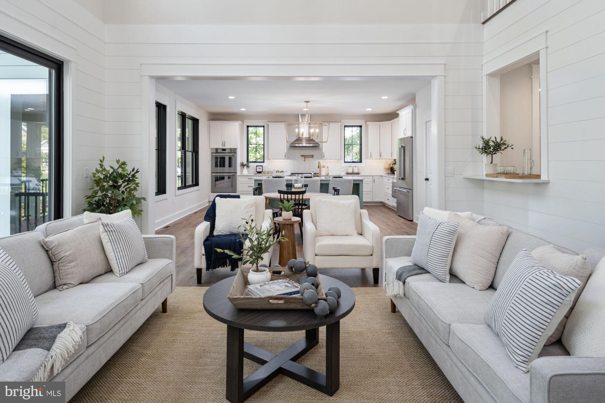 NOAHS LANDING - Residential