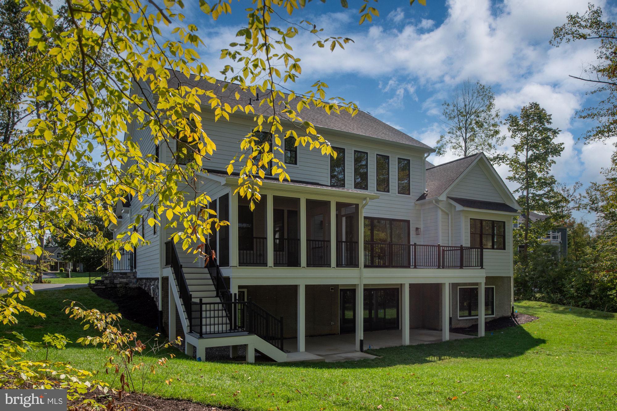 NOAHS LANDING - Residential