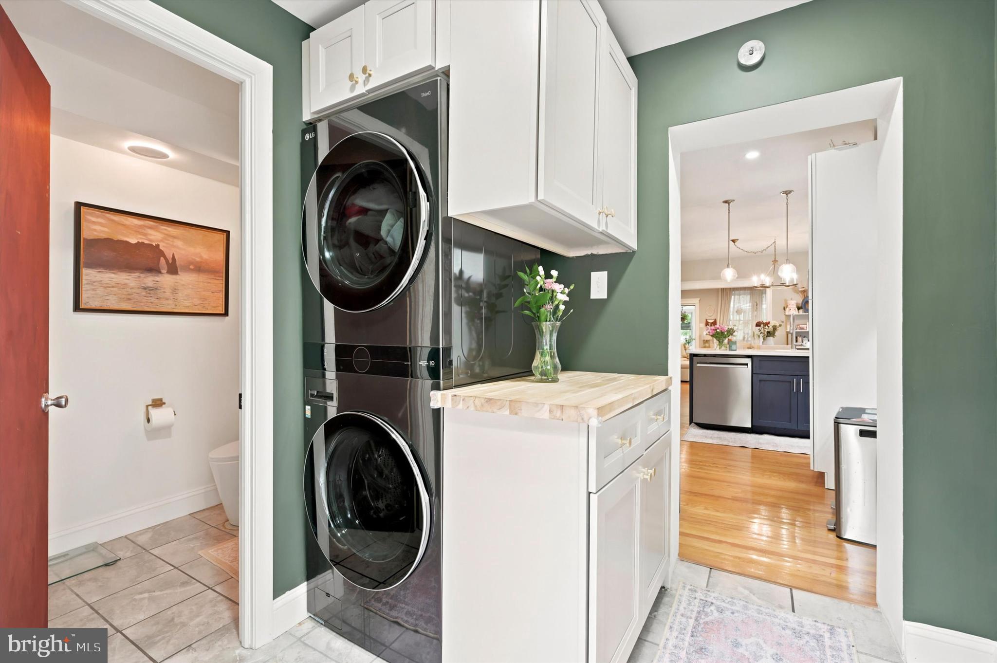 ROXBOROUGH - Residential