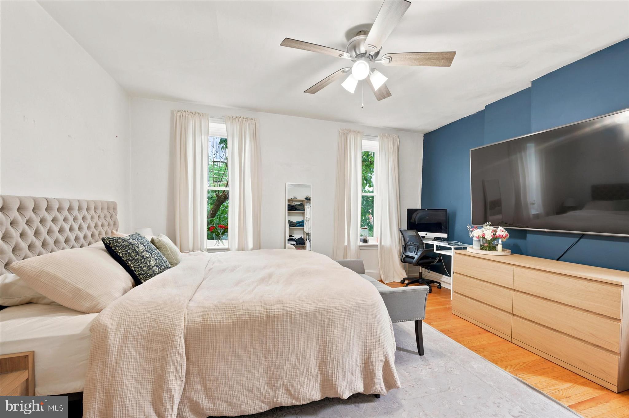 ROXBOROUGH - Residential