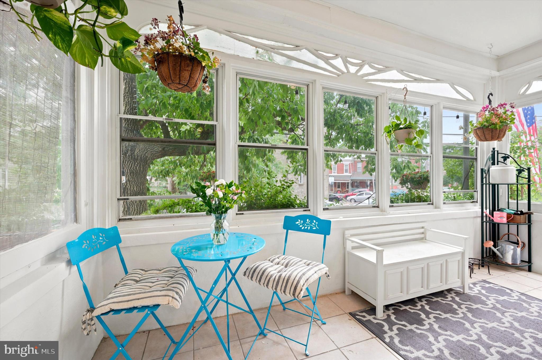 ROXBOROUGH - Residential