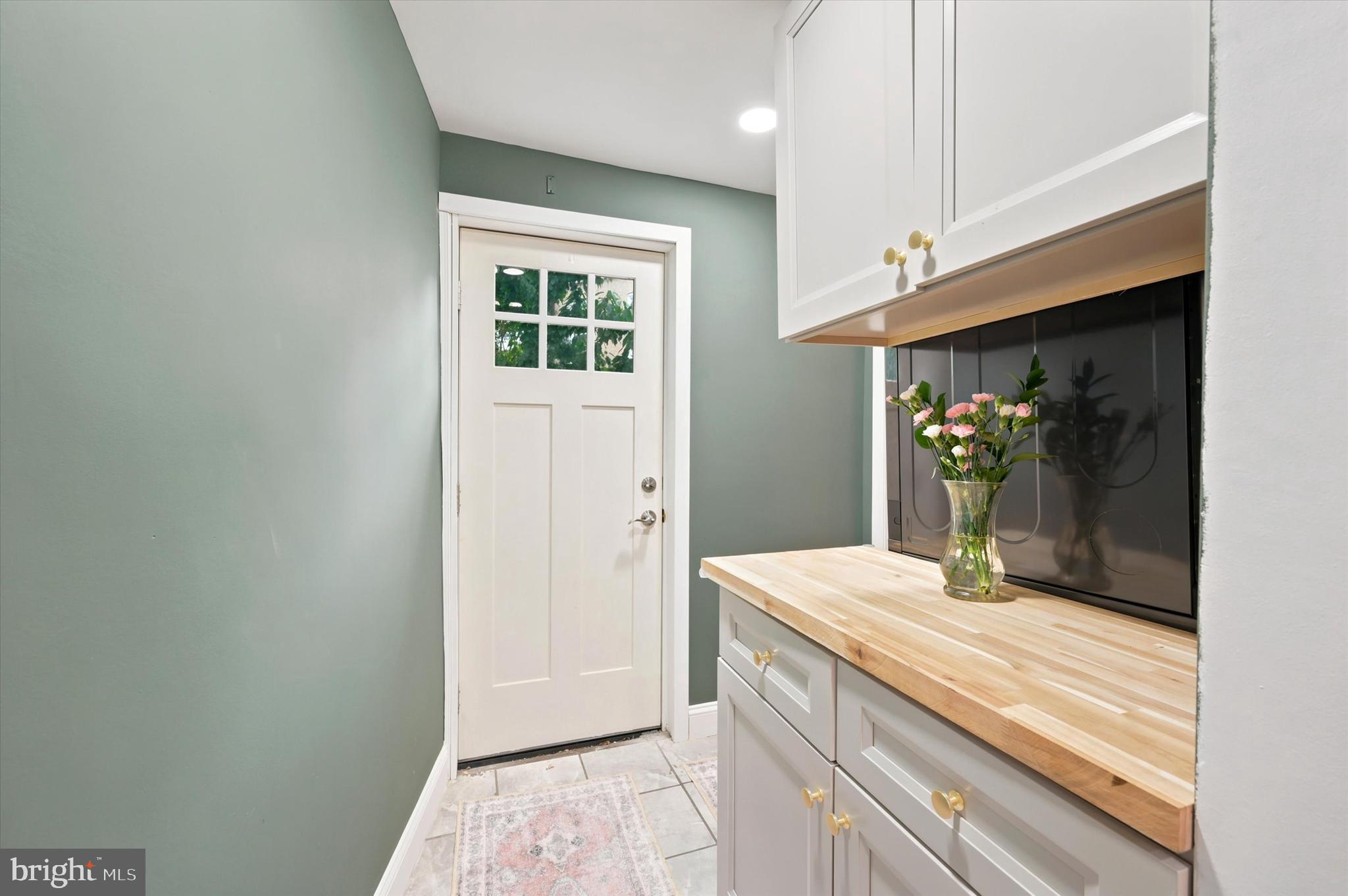 ROXBOROUGH - Residential