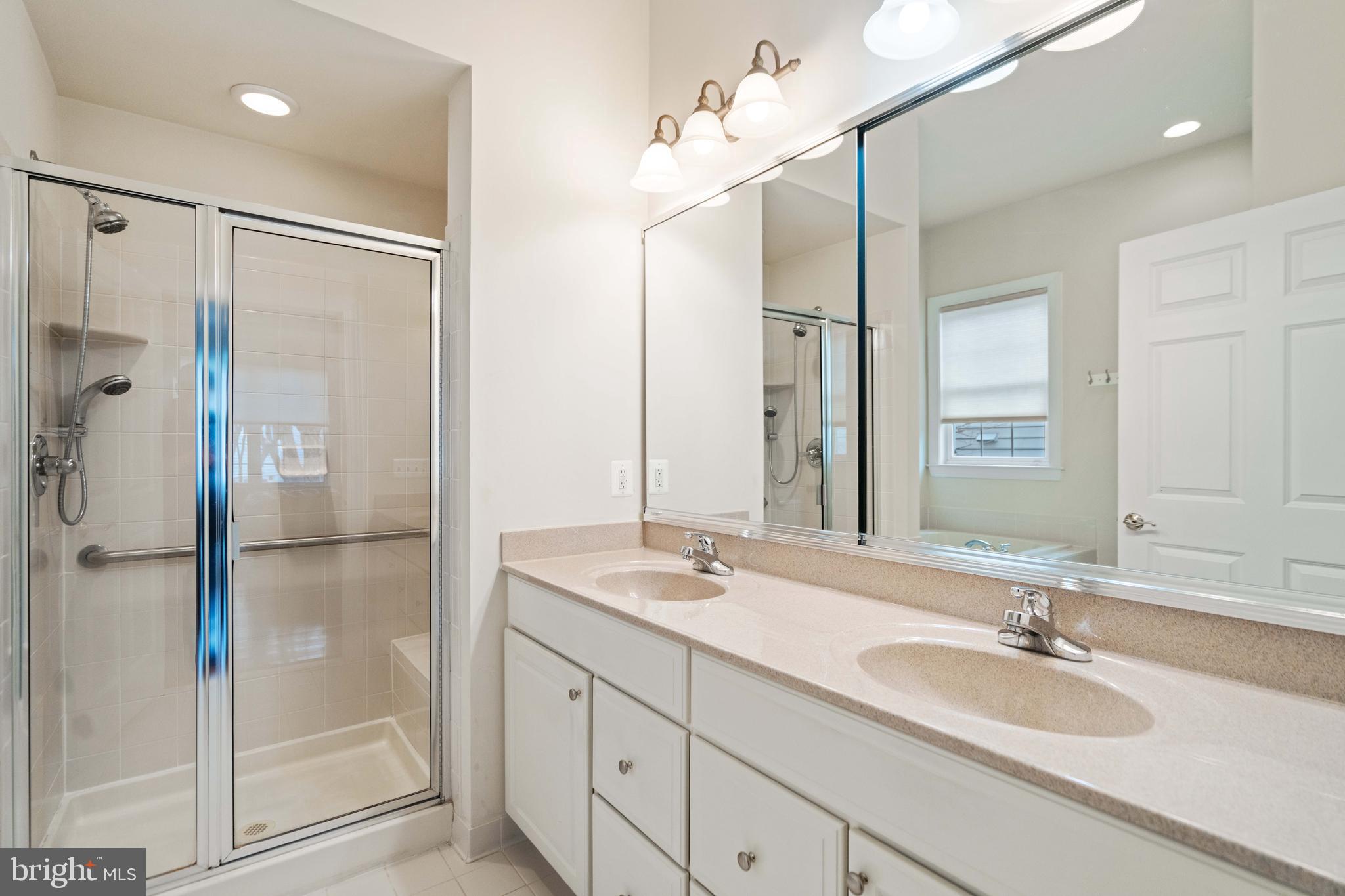 REGENCY AT DOMINION VALLEY - Residential