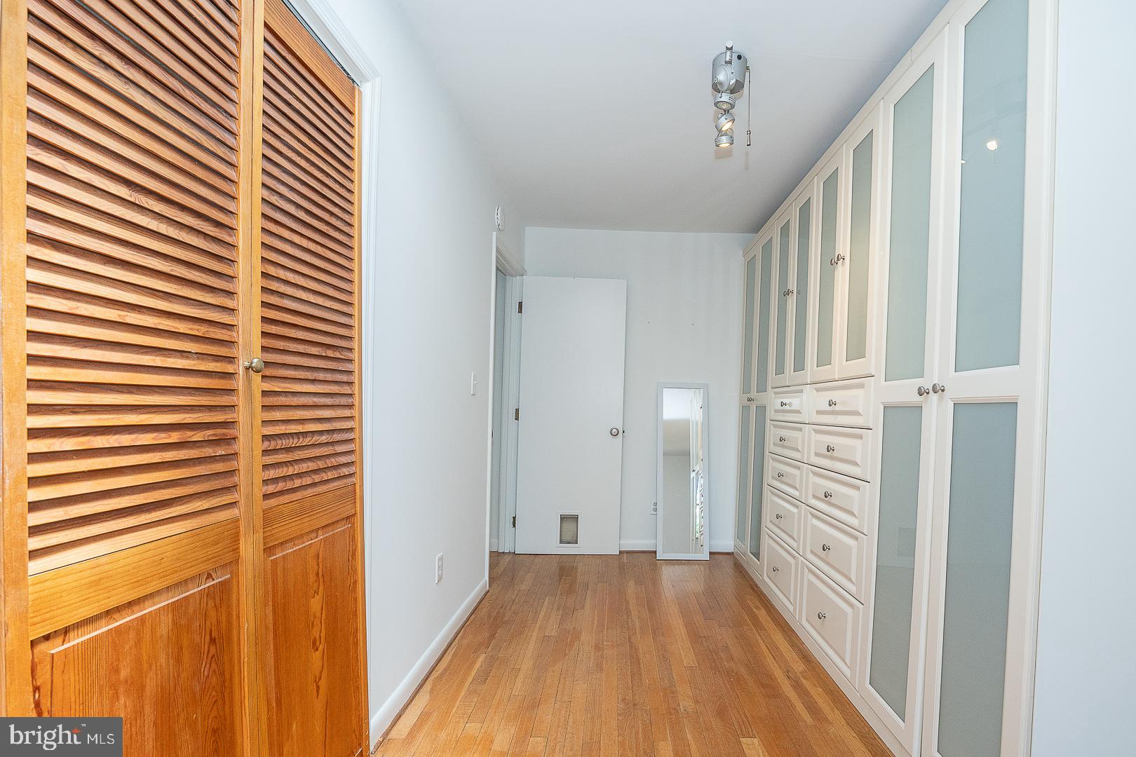 ART MUSEUM AREA - Residential