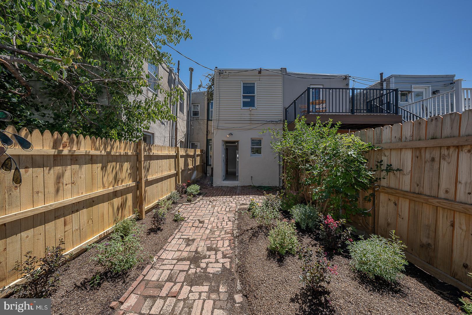 ART MUSEUM AREA - Residential