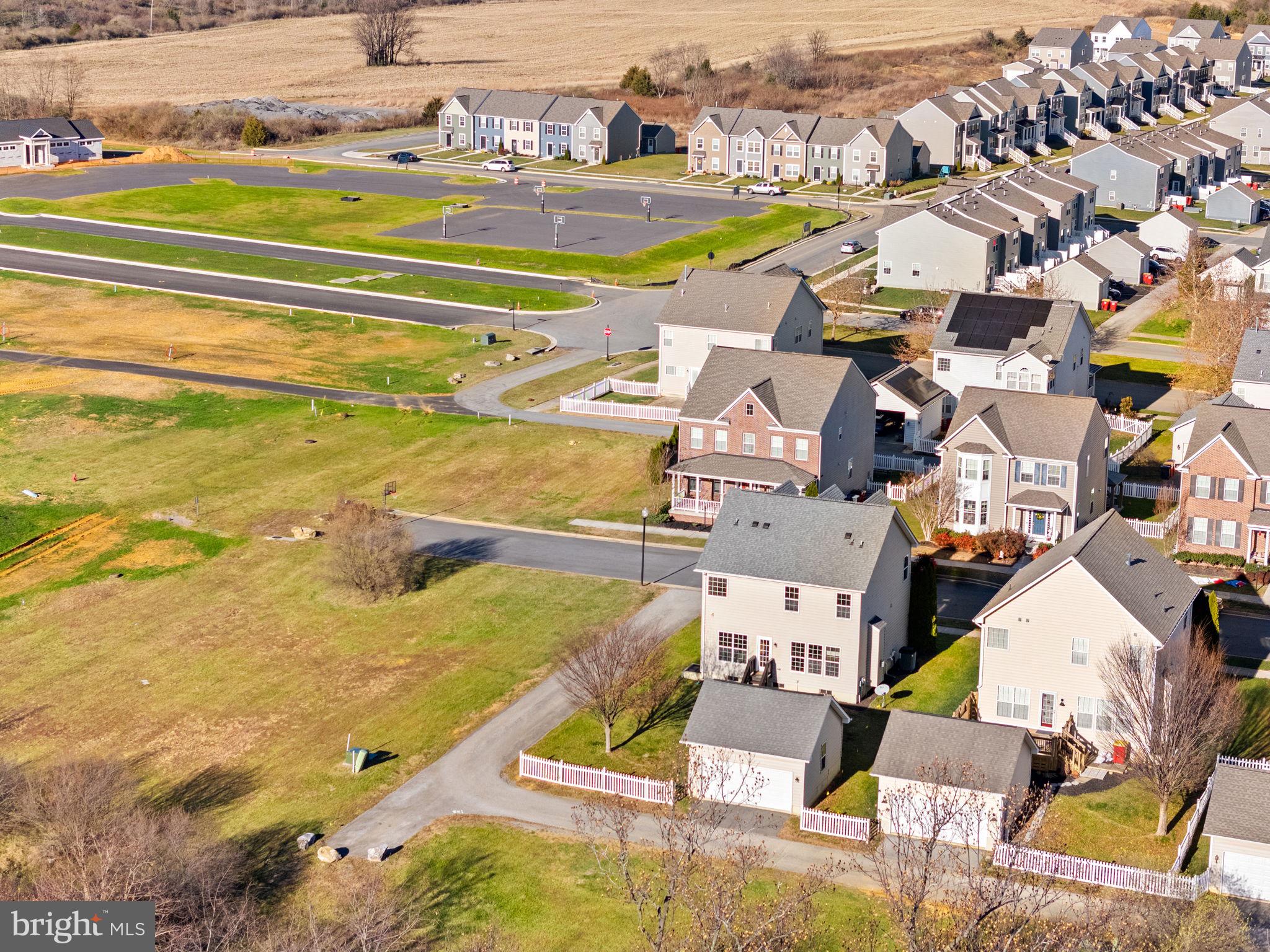 HUNTFIELD - Residential