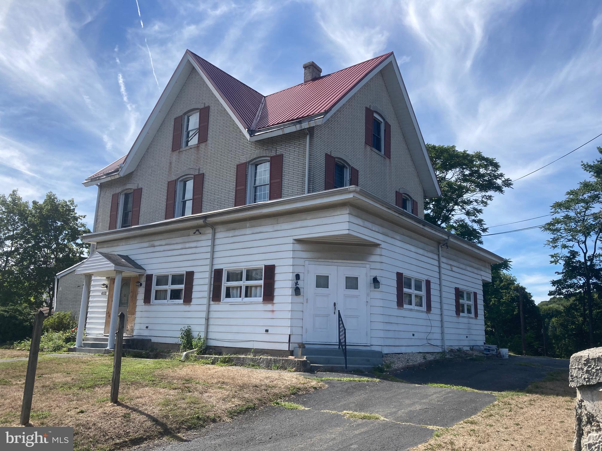 GREENWOOD HILL - Residential