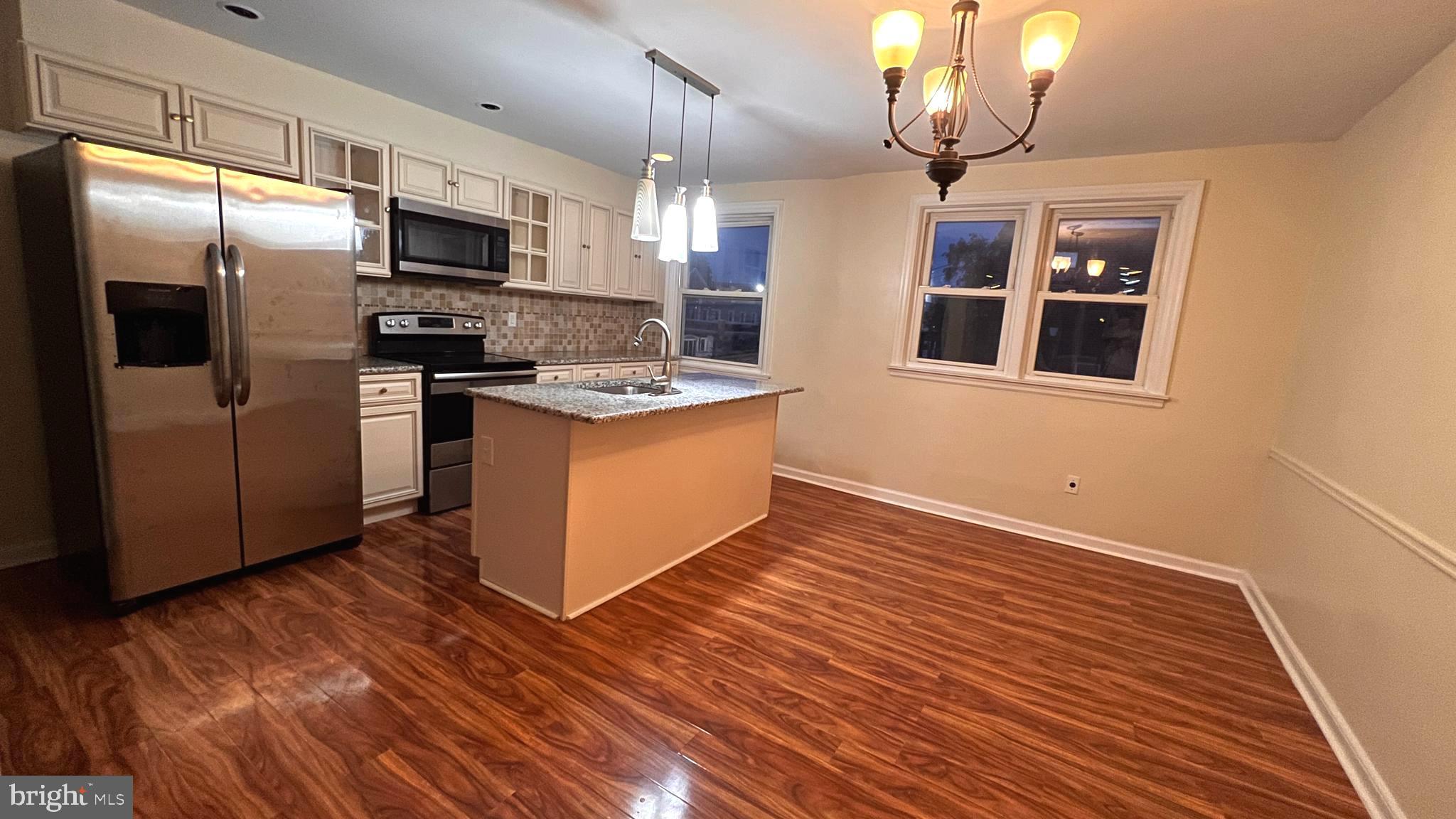 HOLMESBURG - Residential