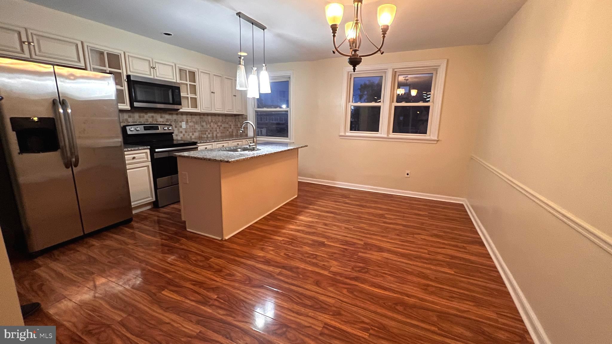 HOLMESBURG - Residential