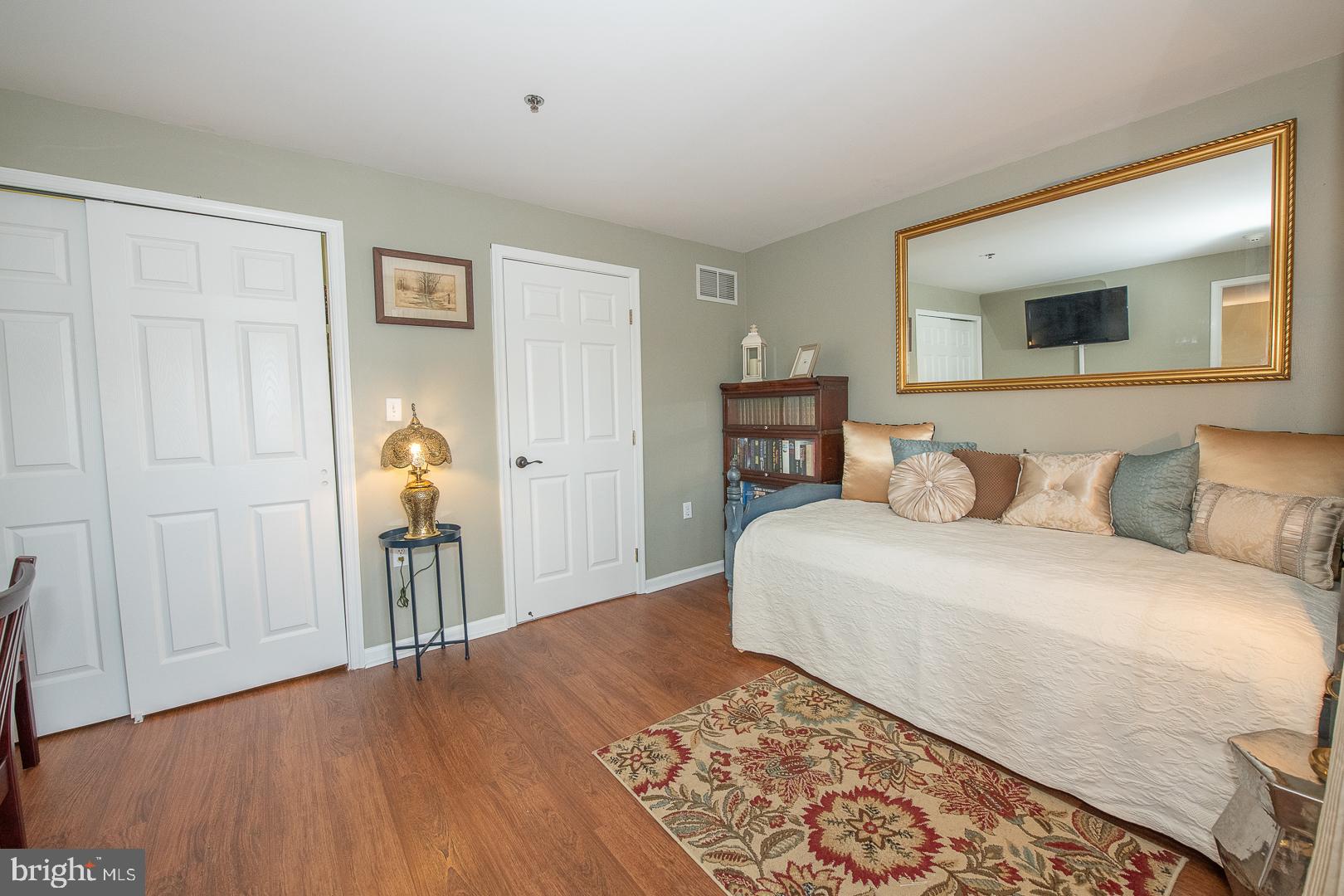PAOLI POINTE - Residential
