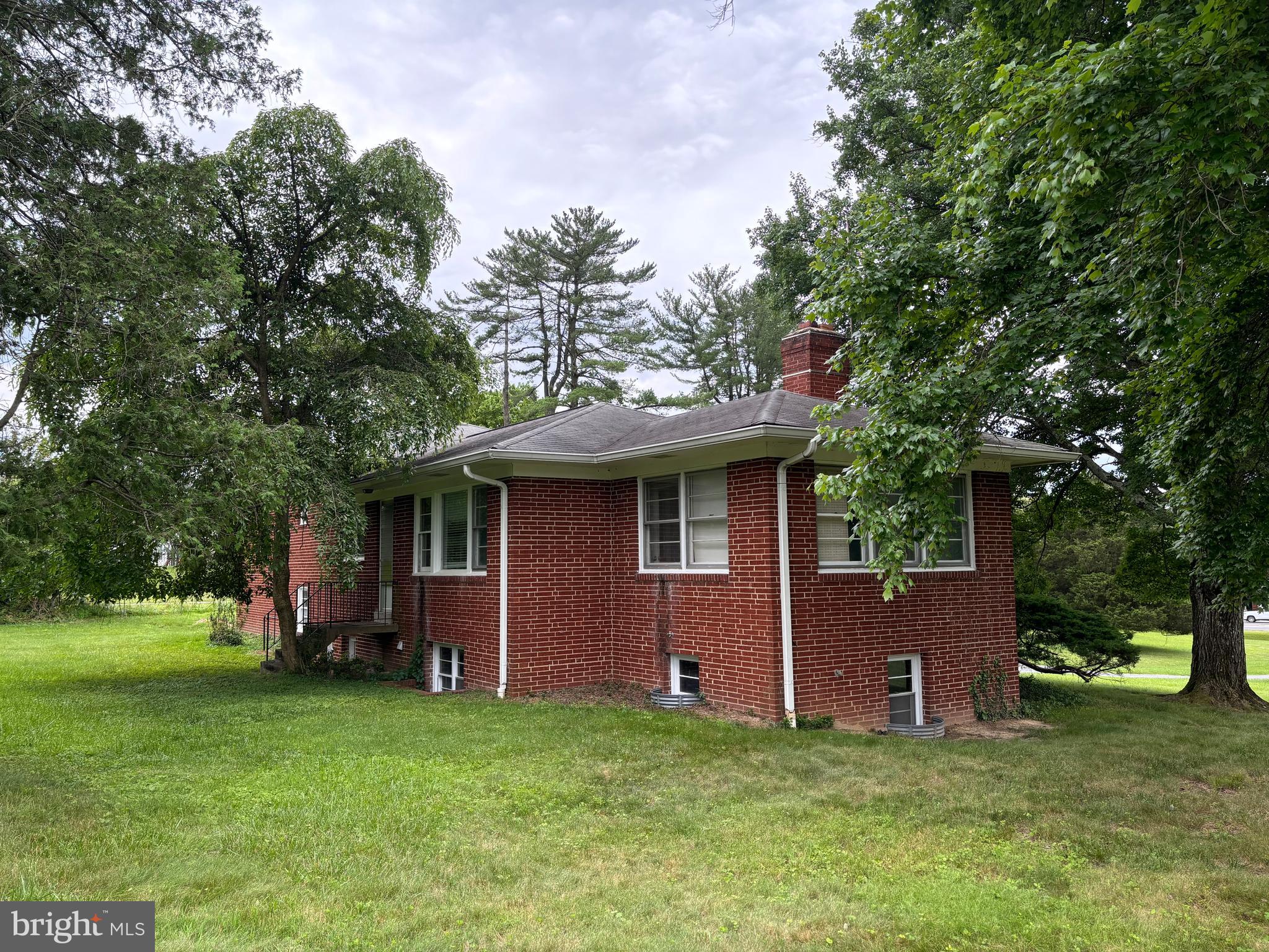 WHEATON OUT RES. (2) - Residential