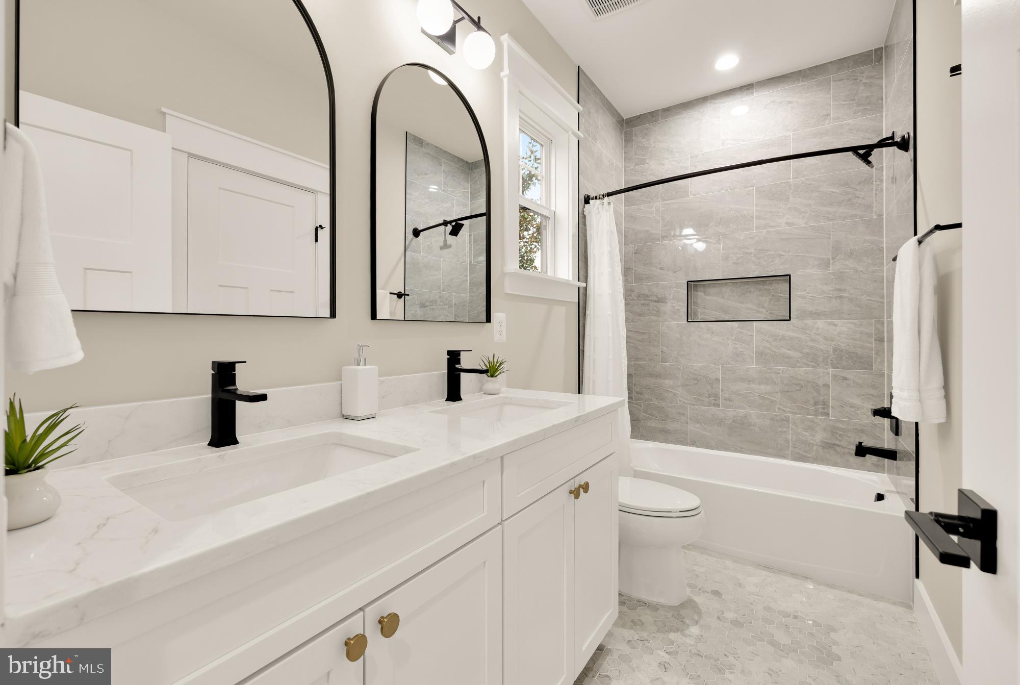 DEL RAY - Residential