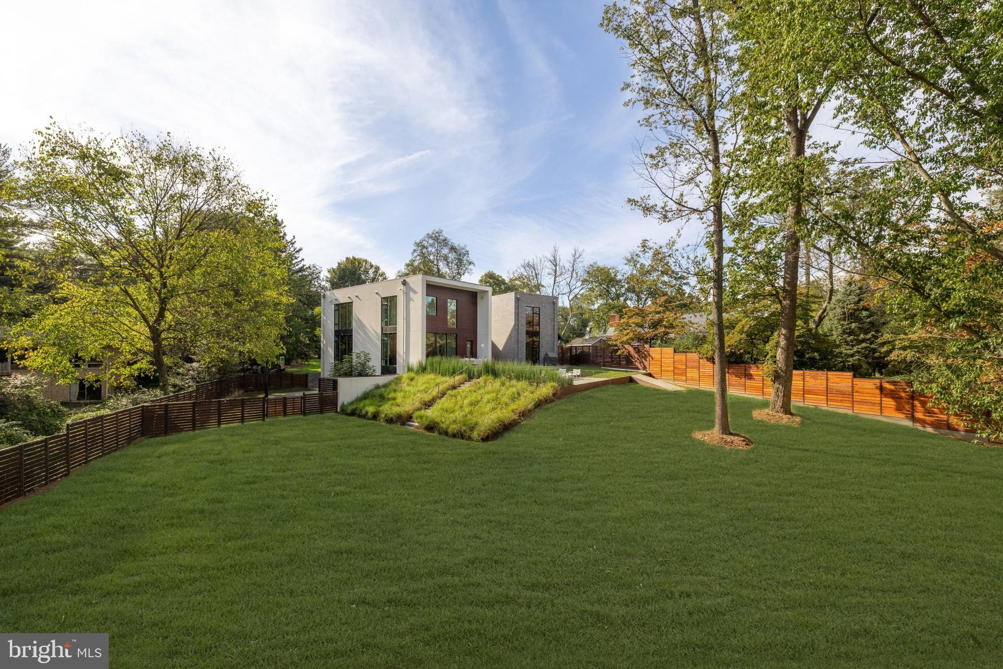 CHEVY CHASE - Residential