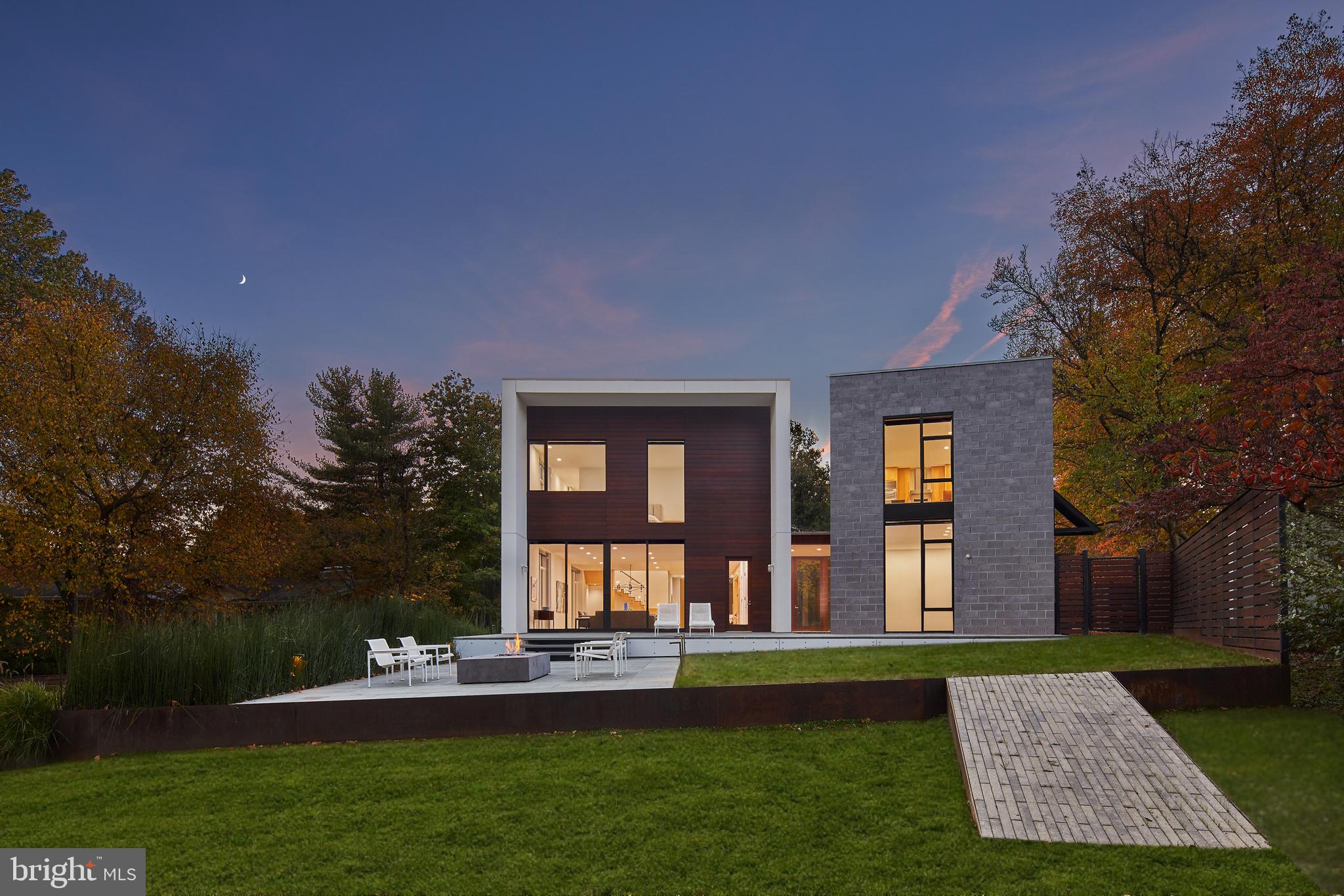 CHEVY CHASE - Residential