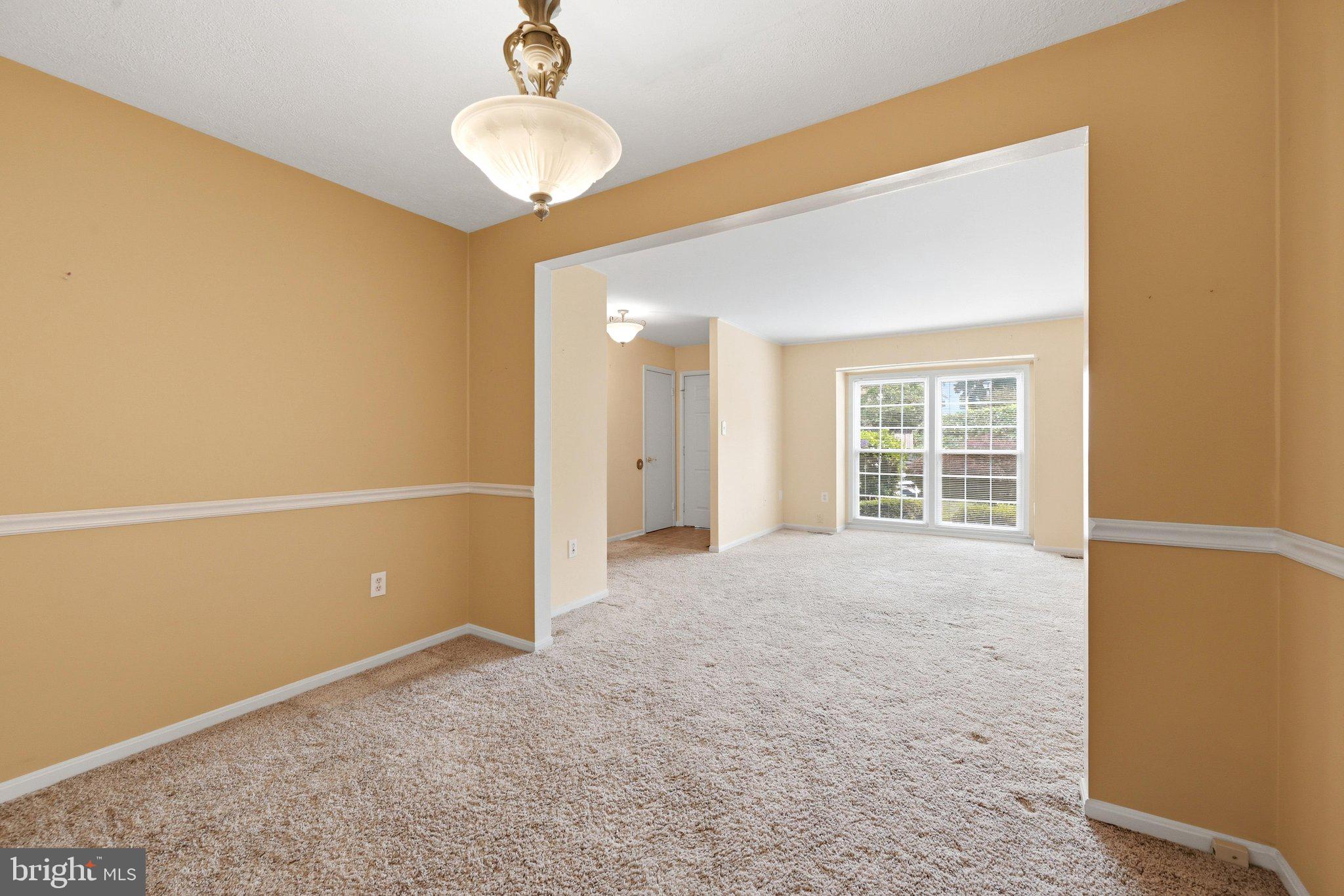 LAKEPOINTE - Residential