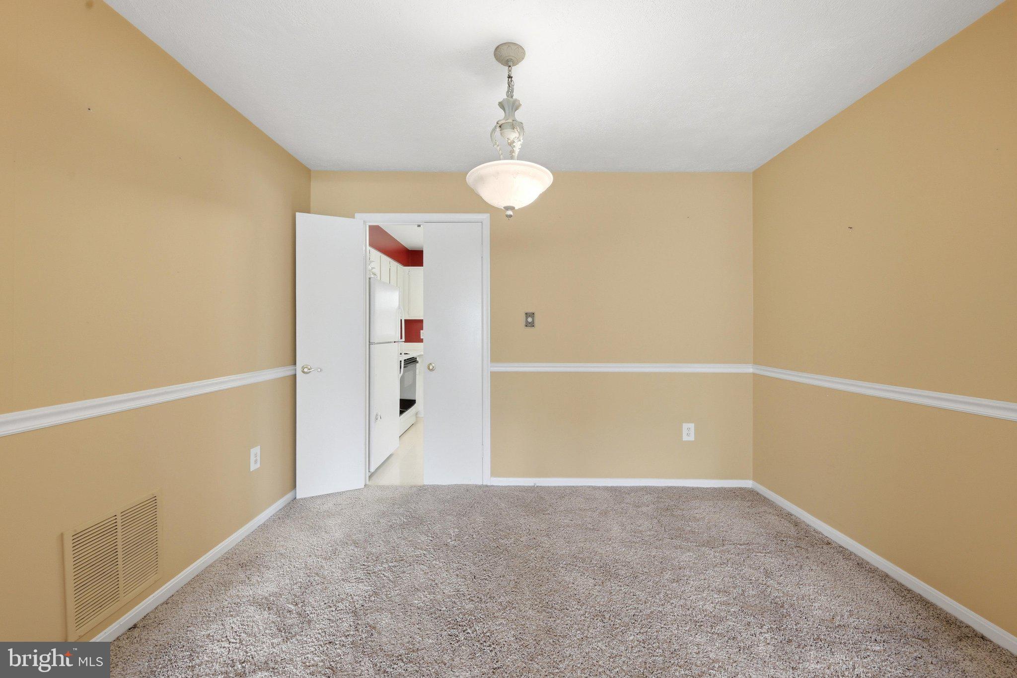 LAKEPOINTE - Residential
