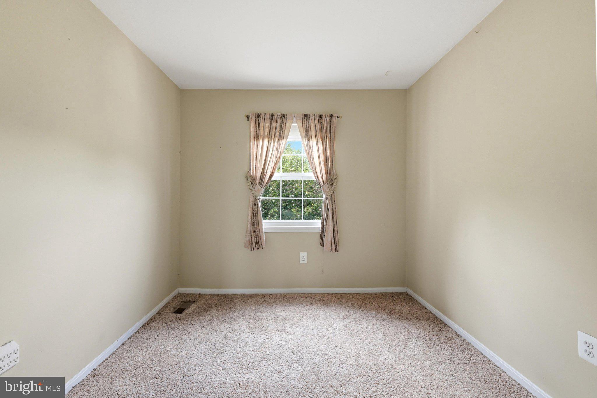 LAKEPOINTE - Residential