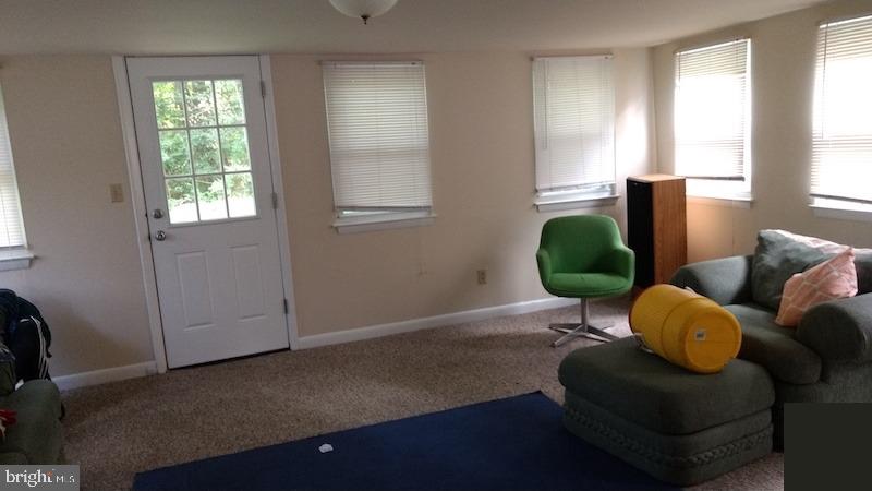 TERRY MANOR - Residential