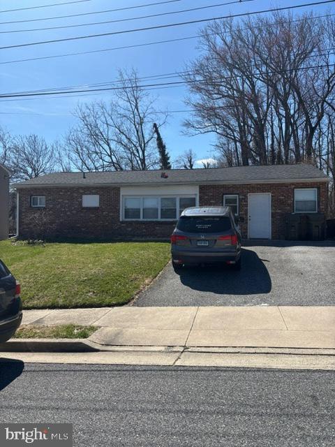STUDENT RENTAL - 4 bed, 2 full bath single-family home, 1,176 SF, built  1955, on 0.18 acres. Currently leased at $3,500/month, 100% occupied. Part of an 8-property student rental portfolio near University of Delaware.