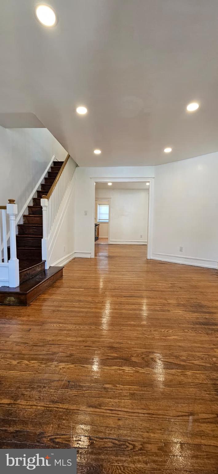 OLNEY - Residential