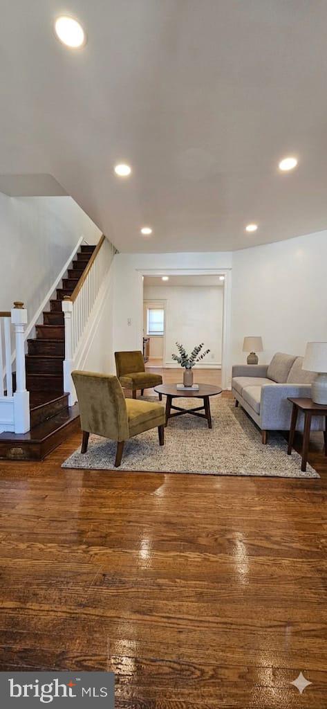 OLNEY - Residential