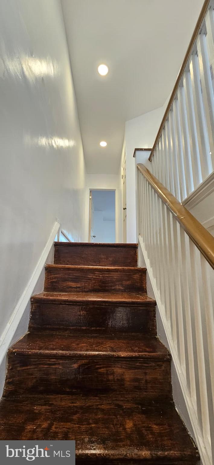 OLNEY - Residential