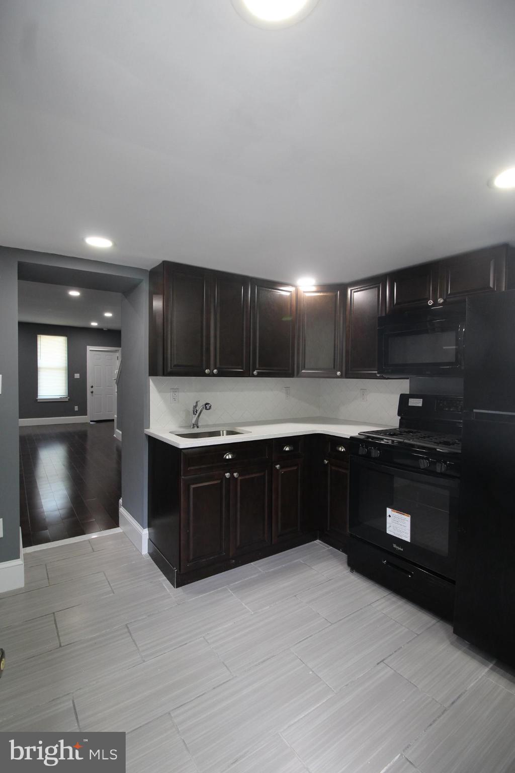 PORT RICHMOND - Residential
