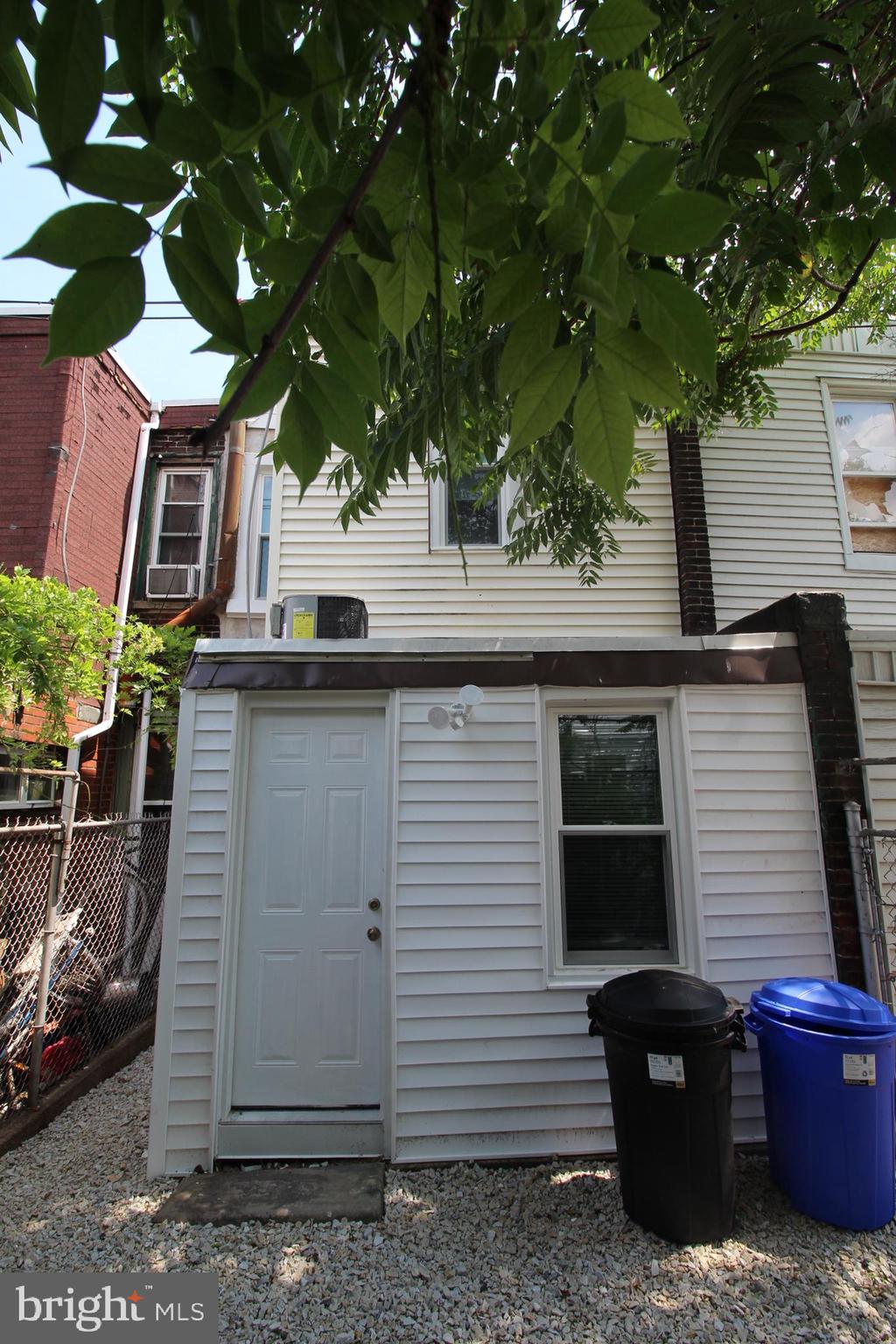 PORT RICHMOND - Residential