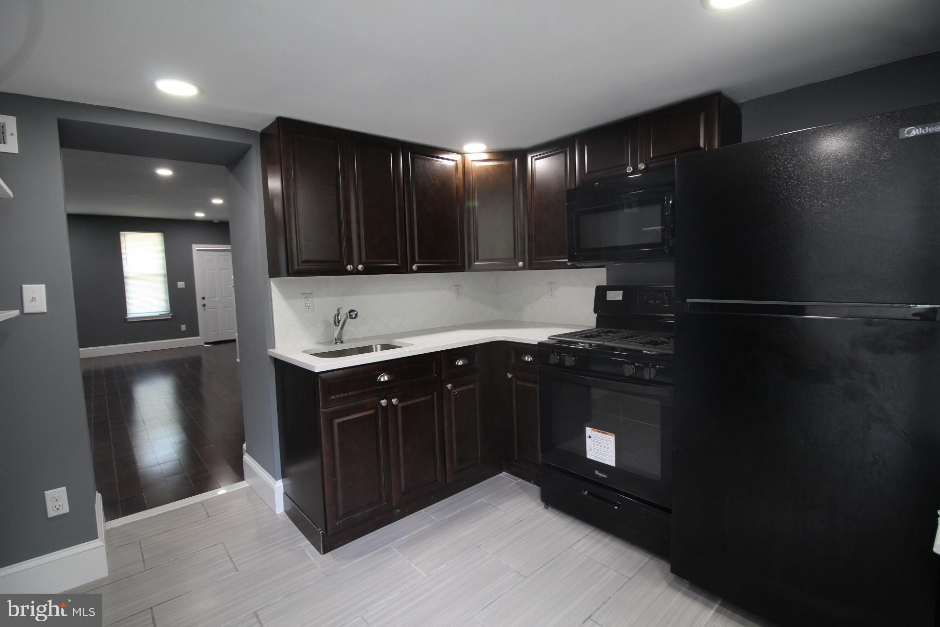 PORT RICHMOND - Residential