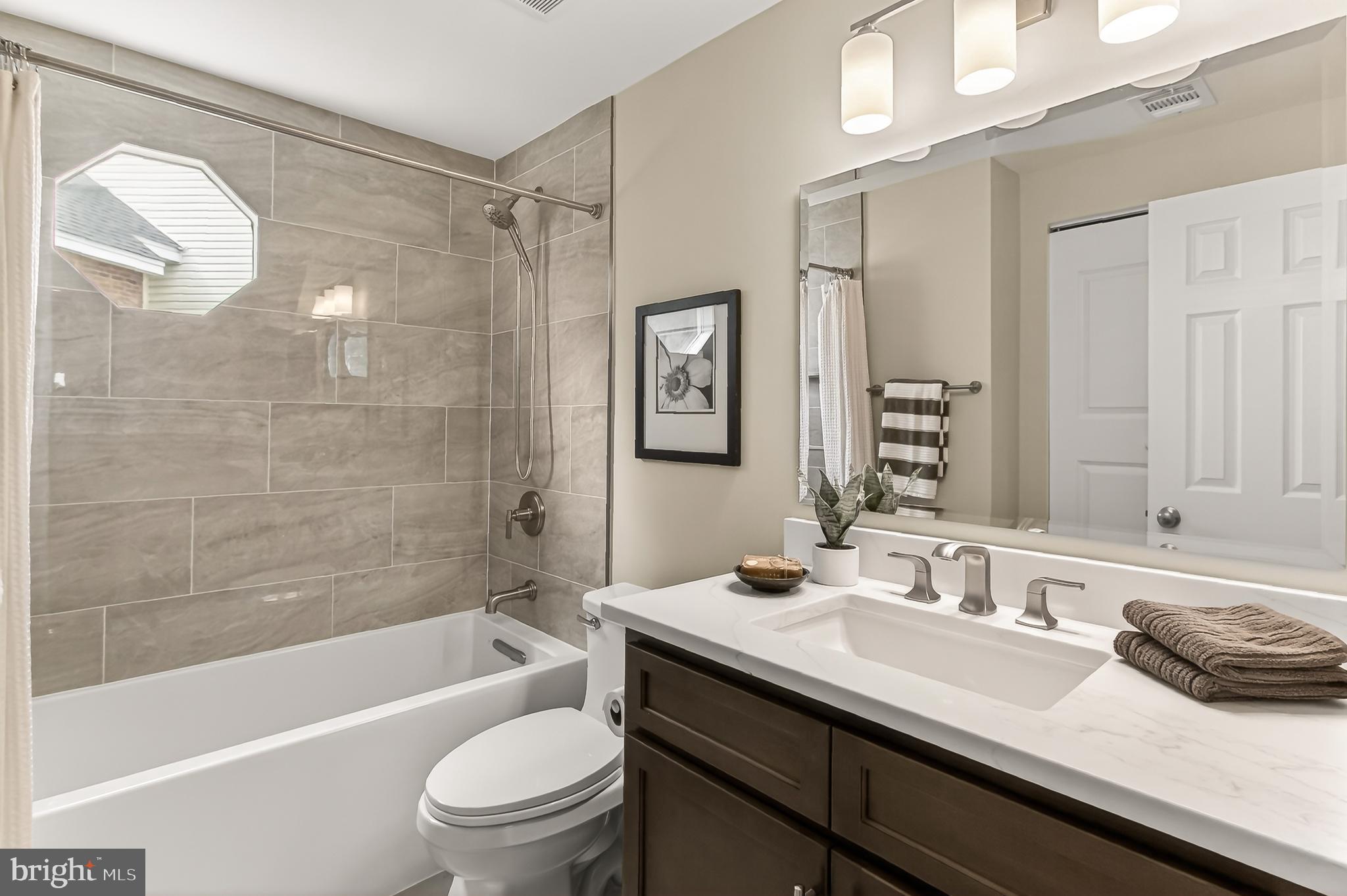 BEDFORD PARK - Residential