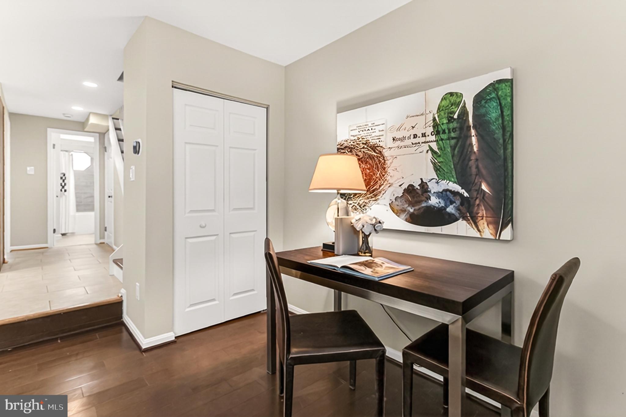 BEDFORD PARK - Residential