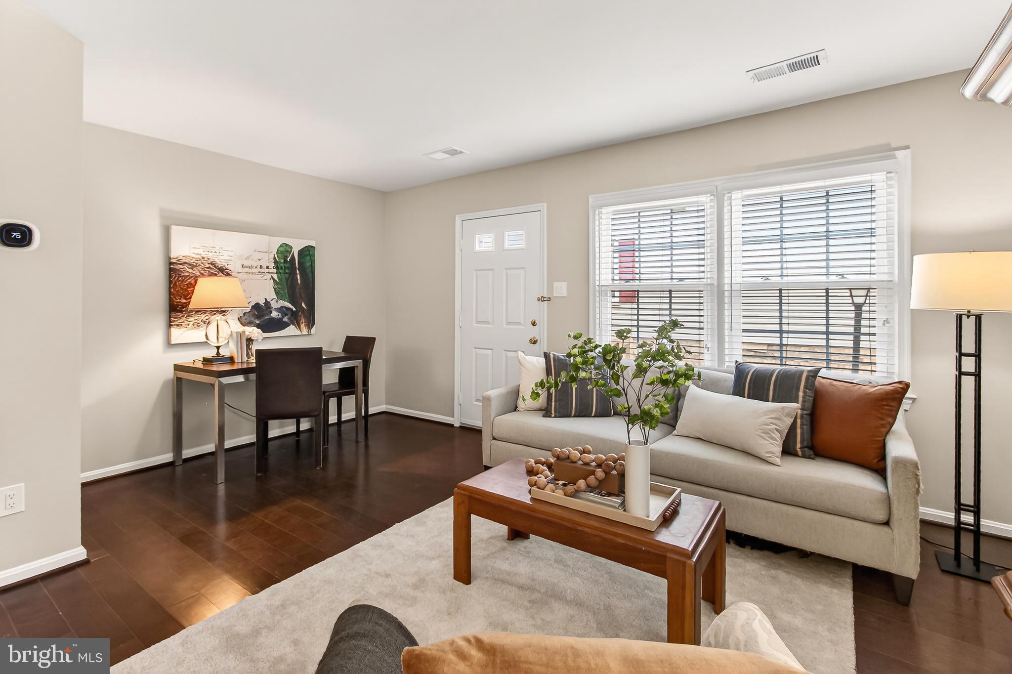 BEDFORD PARK - Residential
