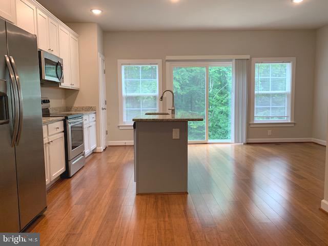 HEATHER HILLS - Residential Lease