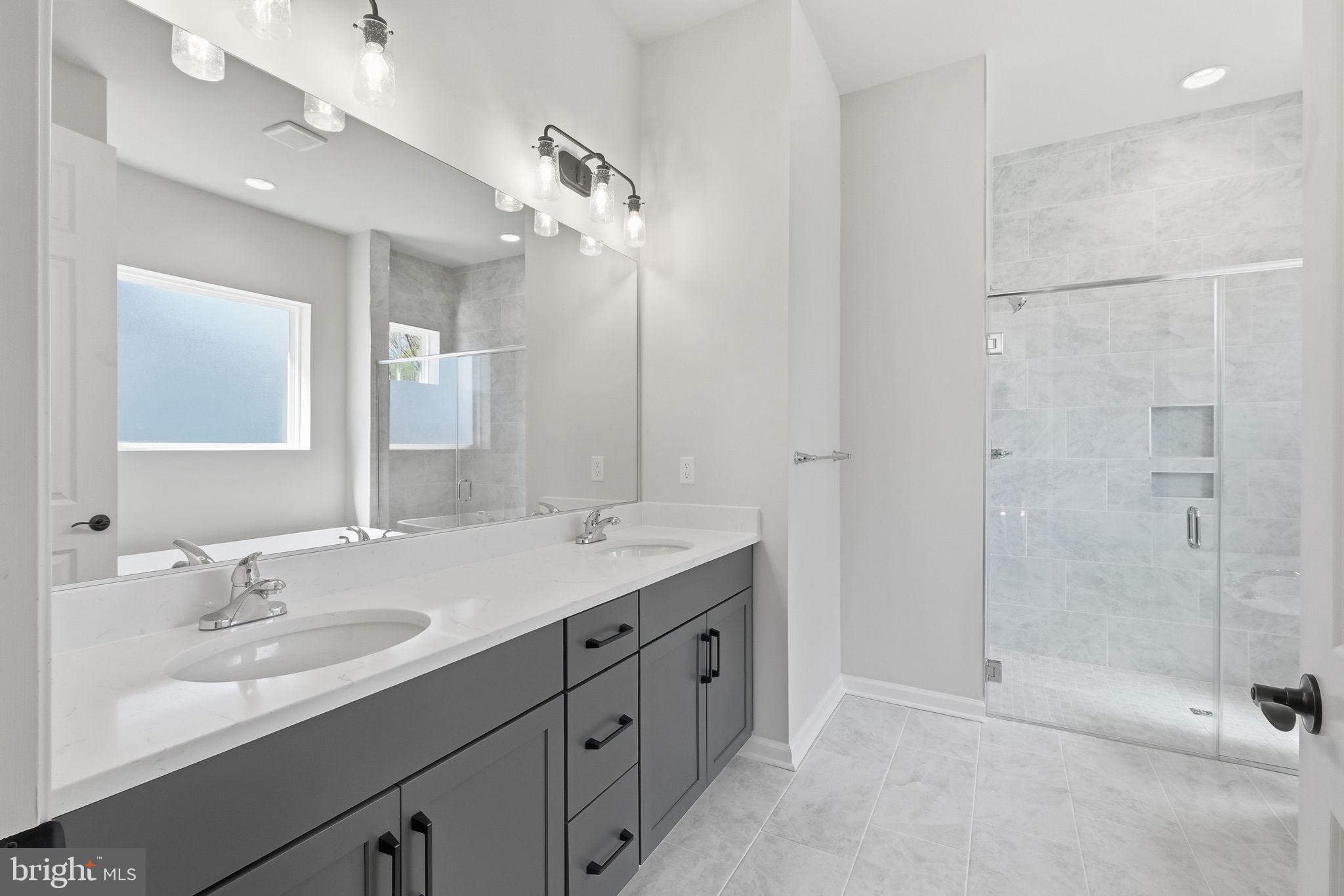 LAKESIDE AT TRAPPE - Residential