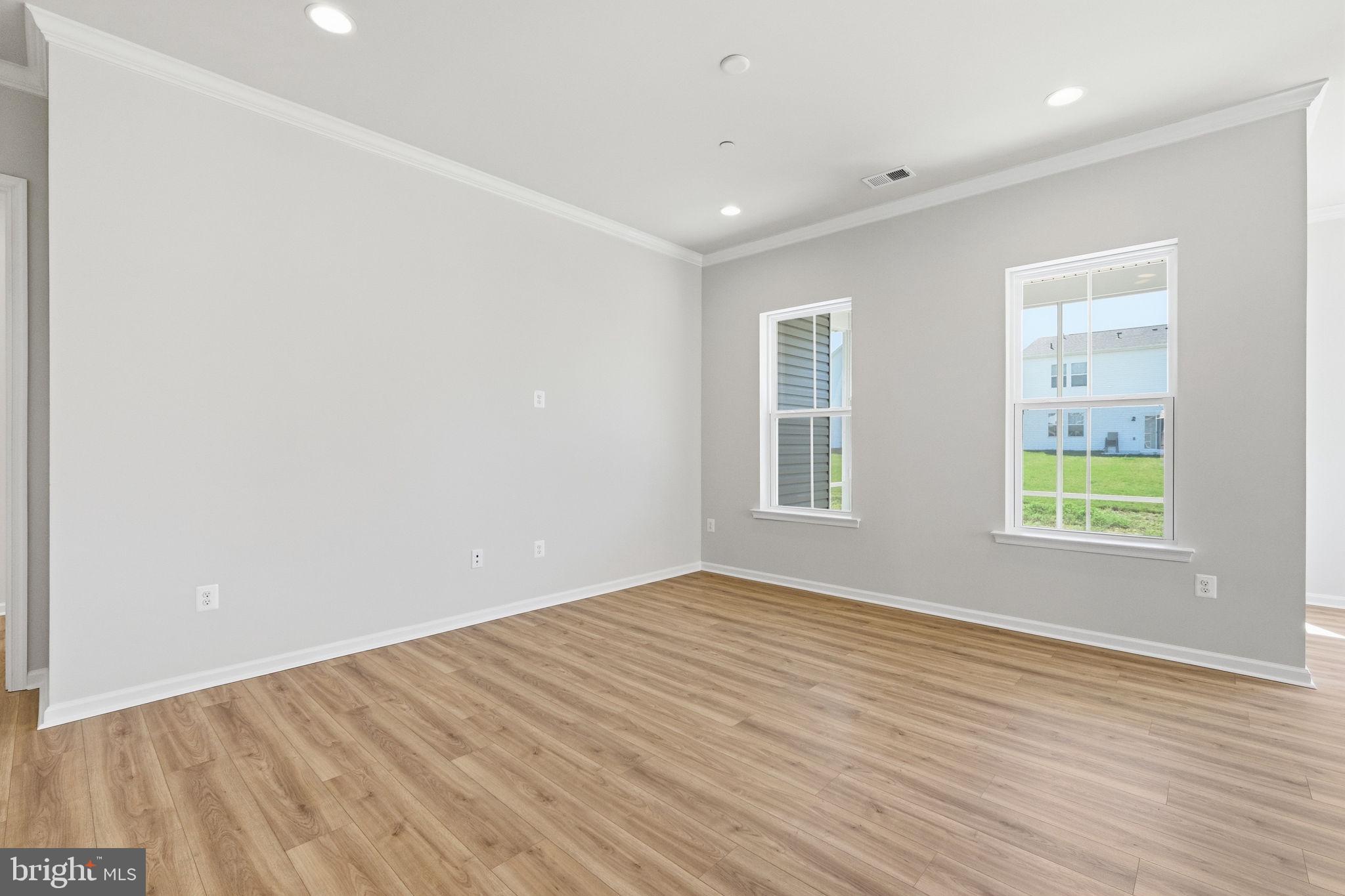 LAKESIDE AT TRAPPE - Residential