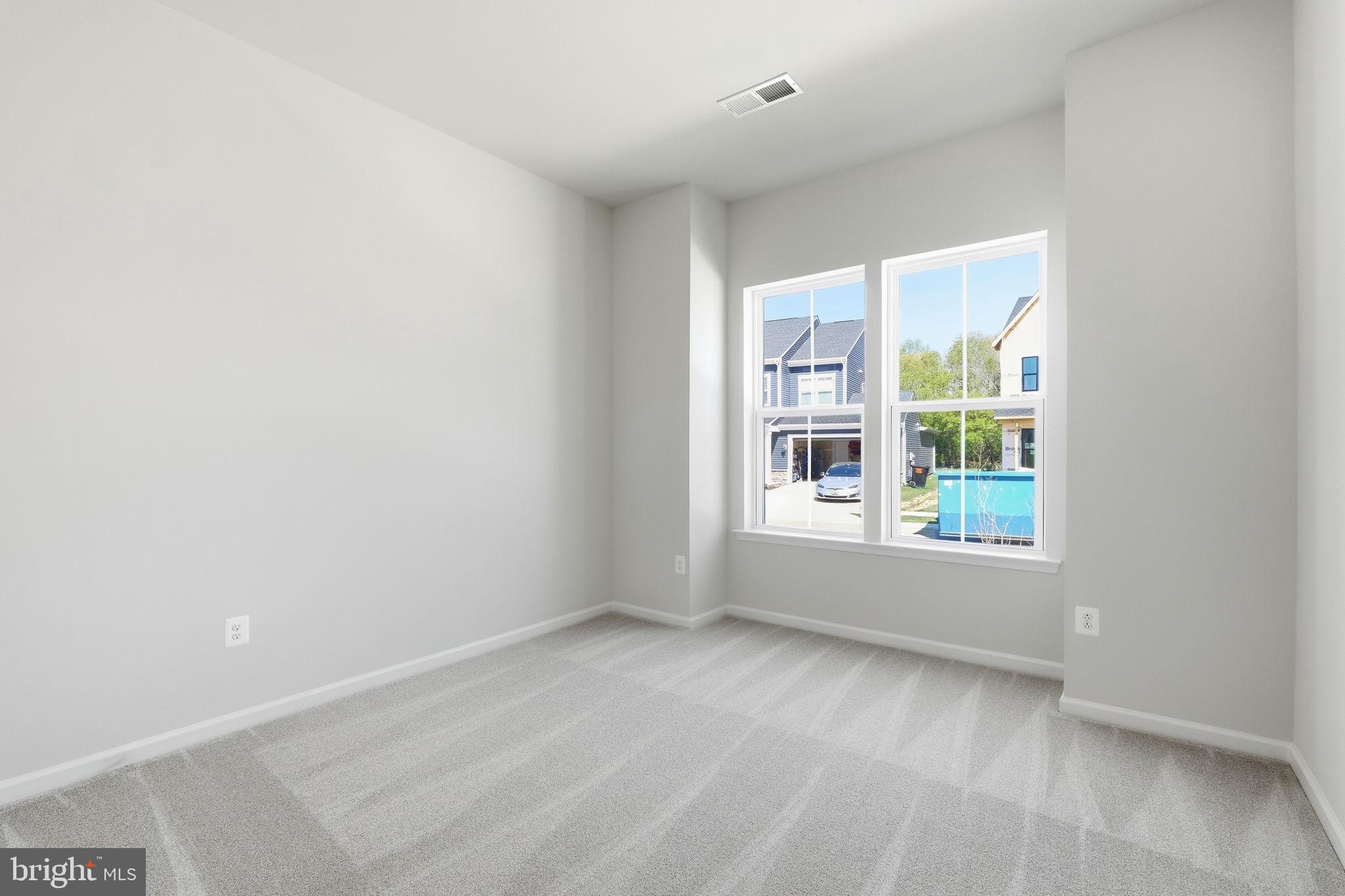 LAKESIDE AT TRAPPE - Residential