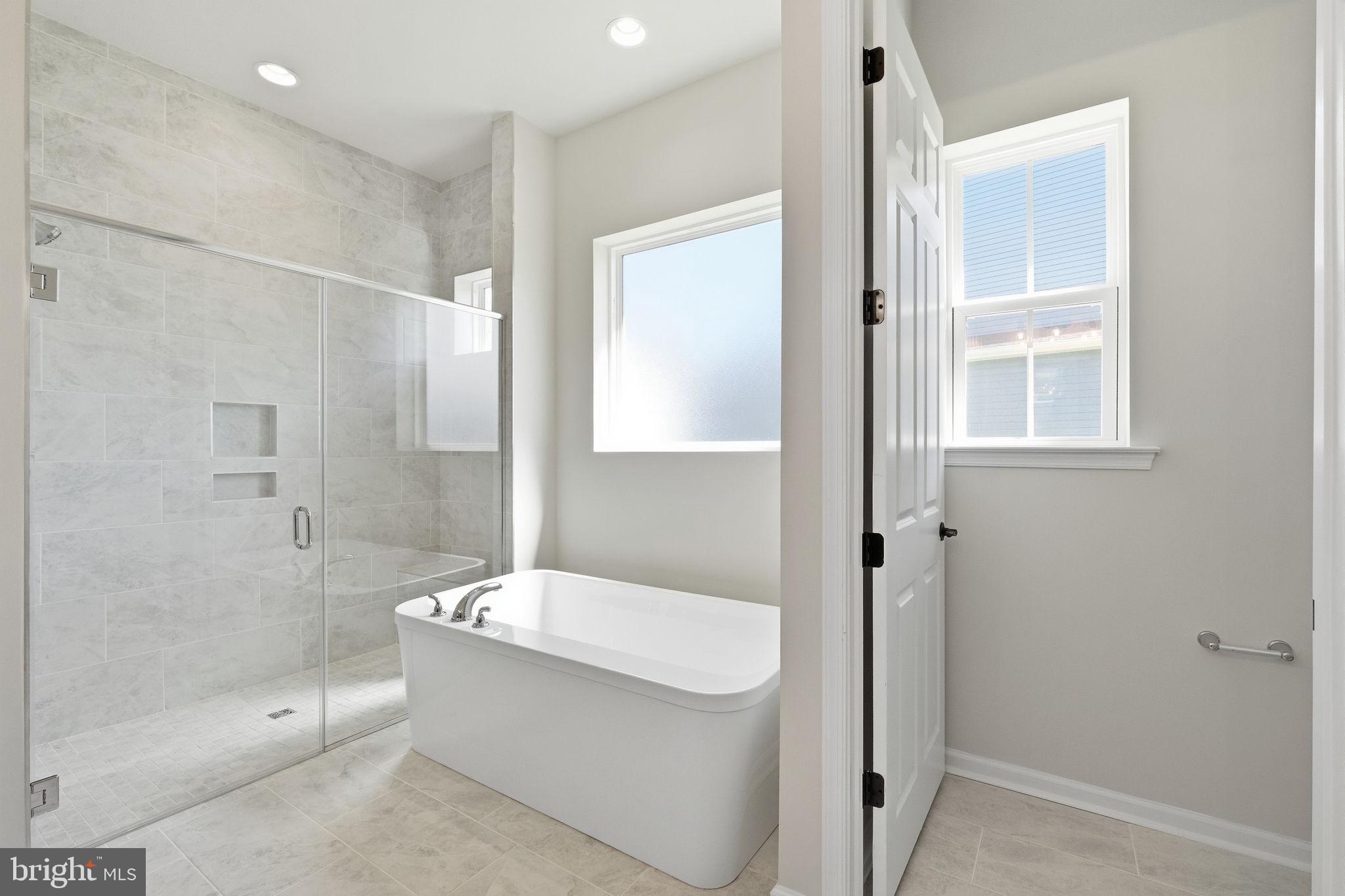 LAKESIDE AT TRAPPE - Residential