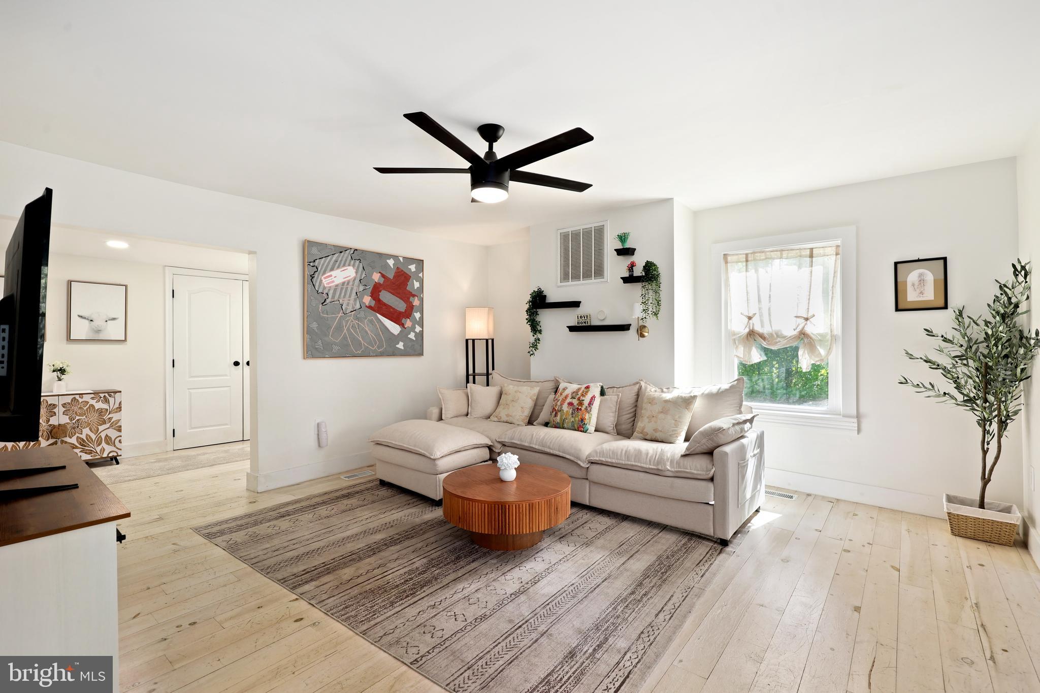 TOWN OF PURCELLVILLE - Residential