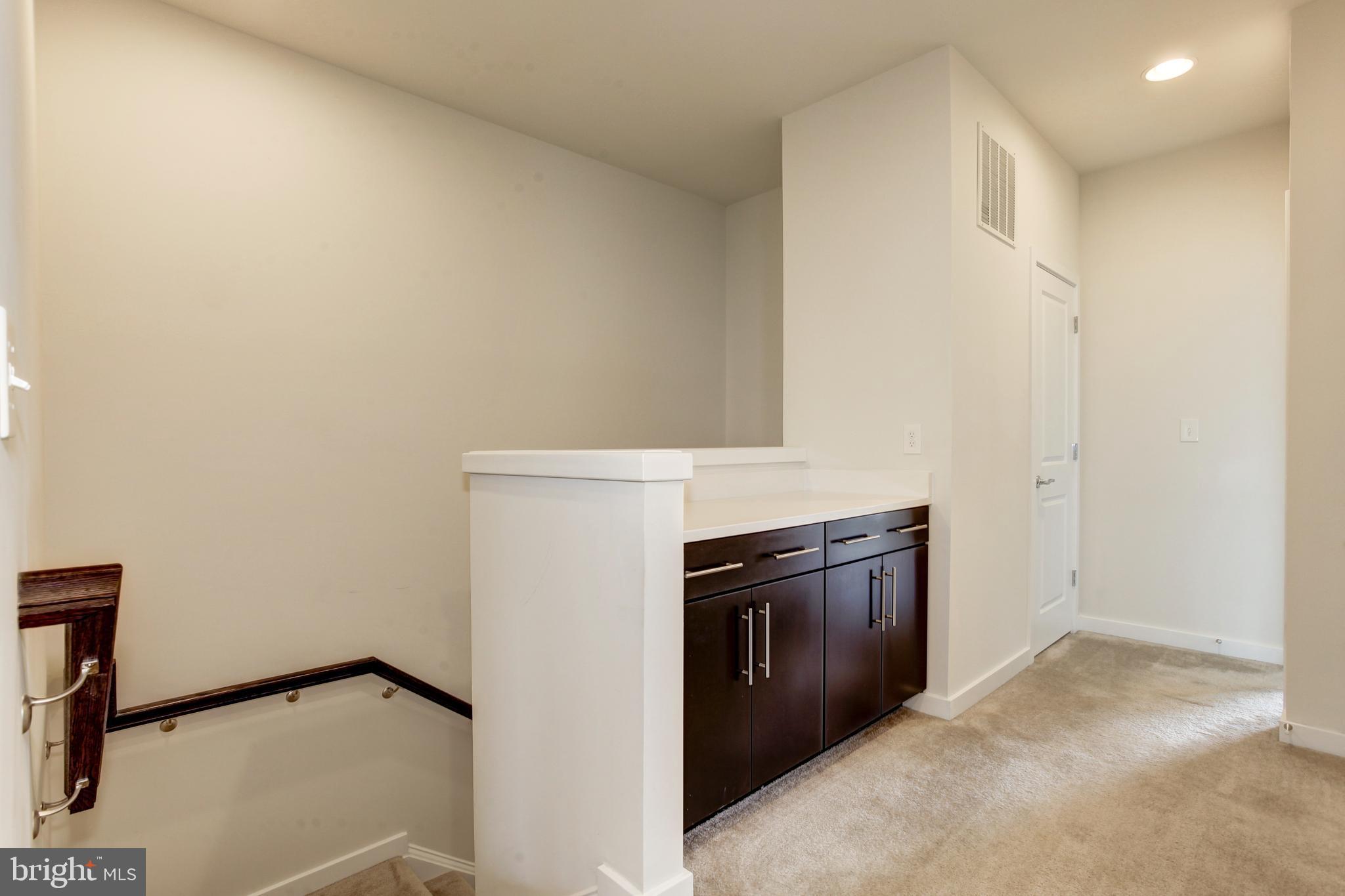 RIVER CREST - Residential Lease