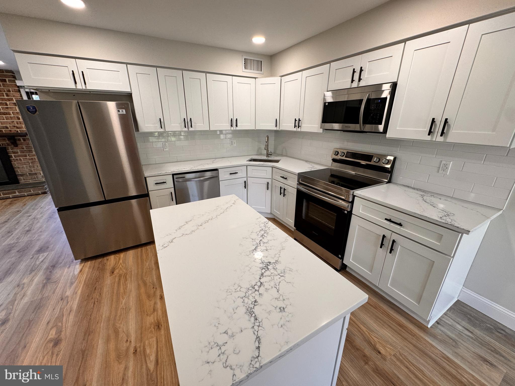 TANNERIE WOODS - Residential