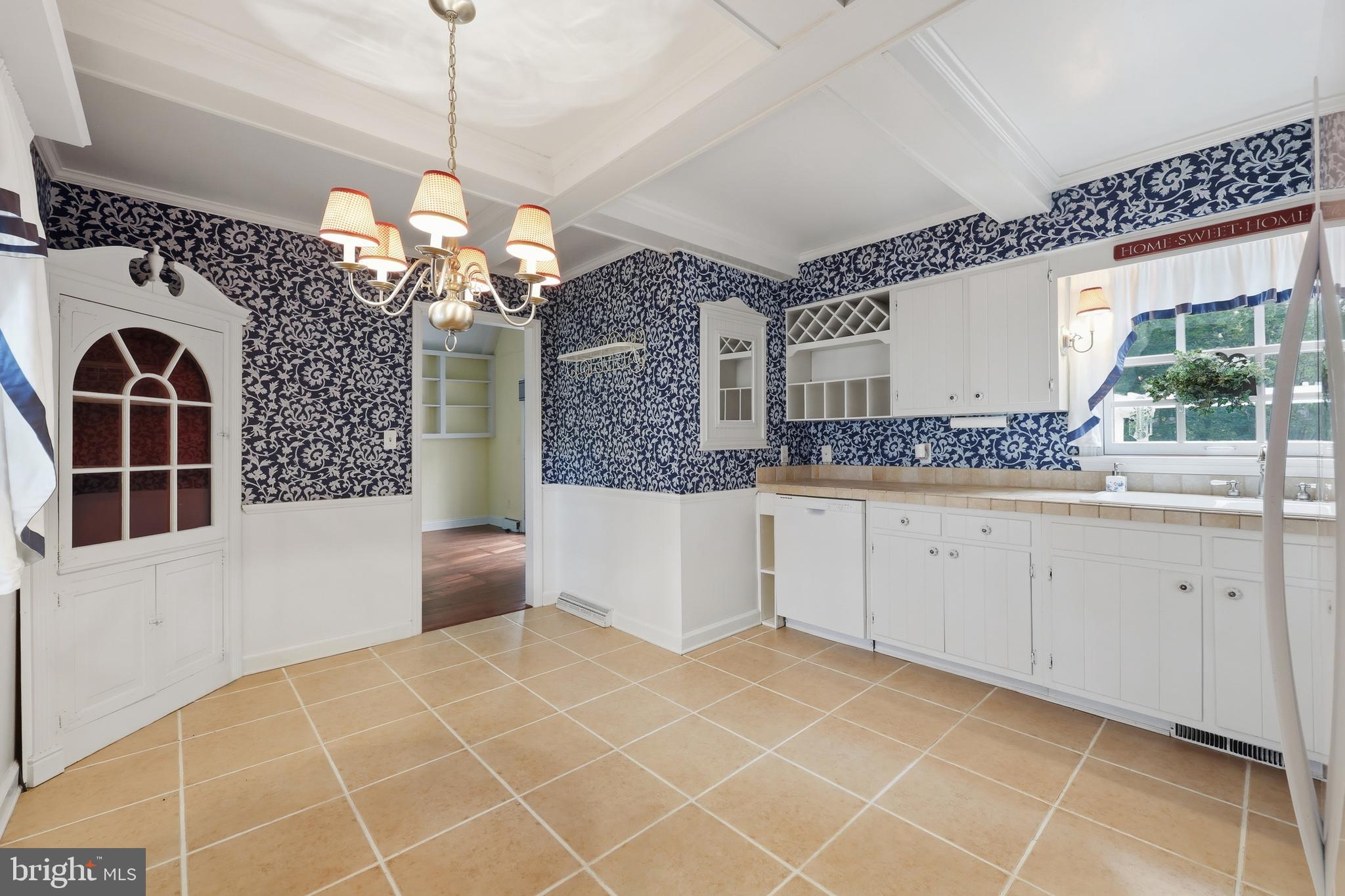 WOODBRIER MANOR - Residential