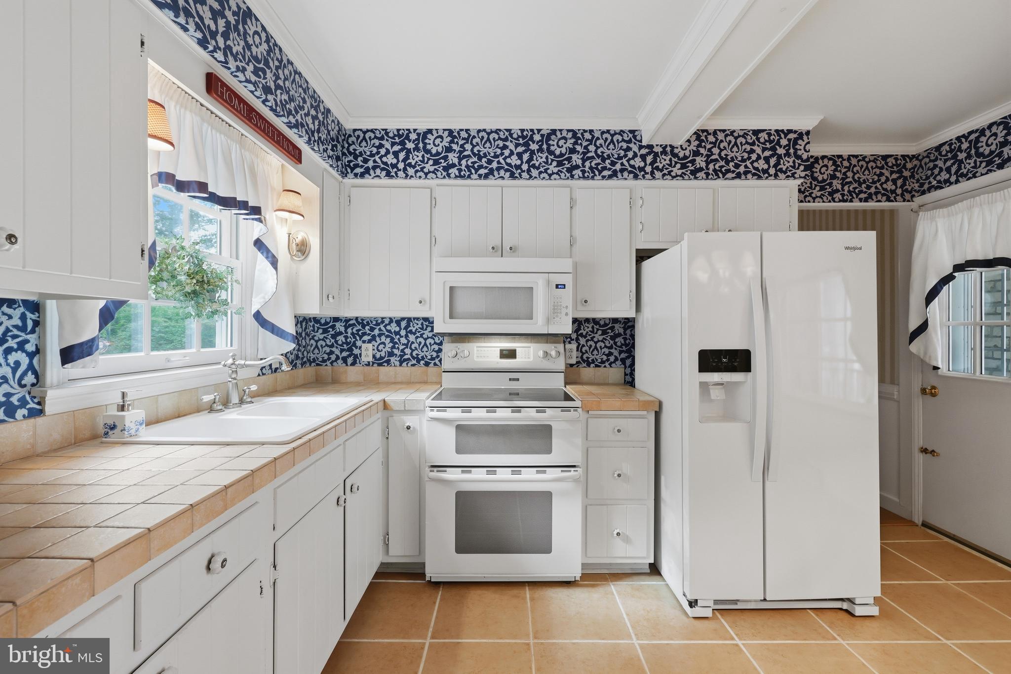WOODBRIER MANOR - Residential