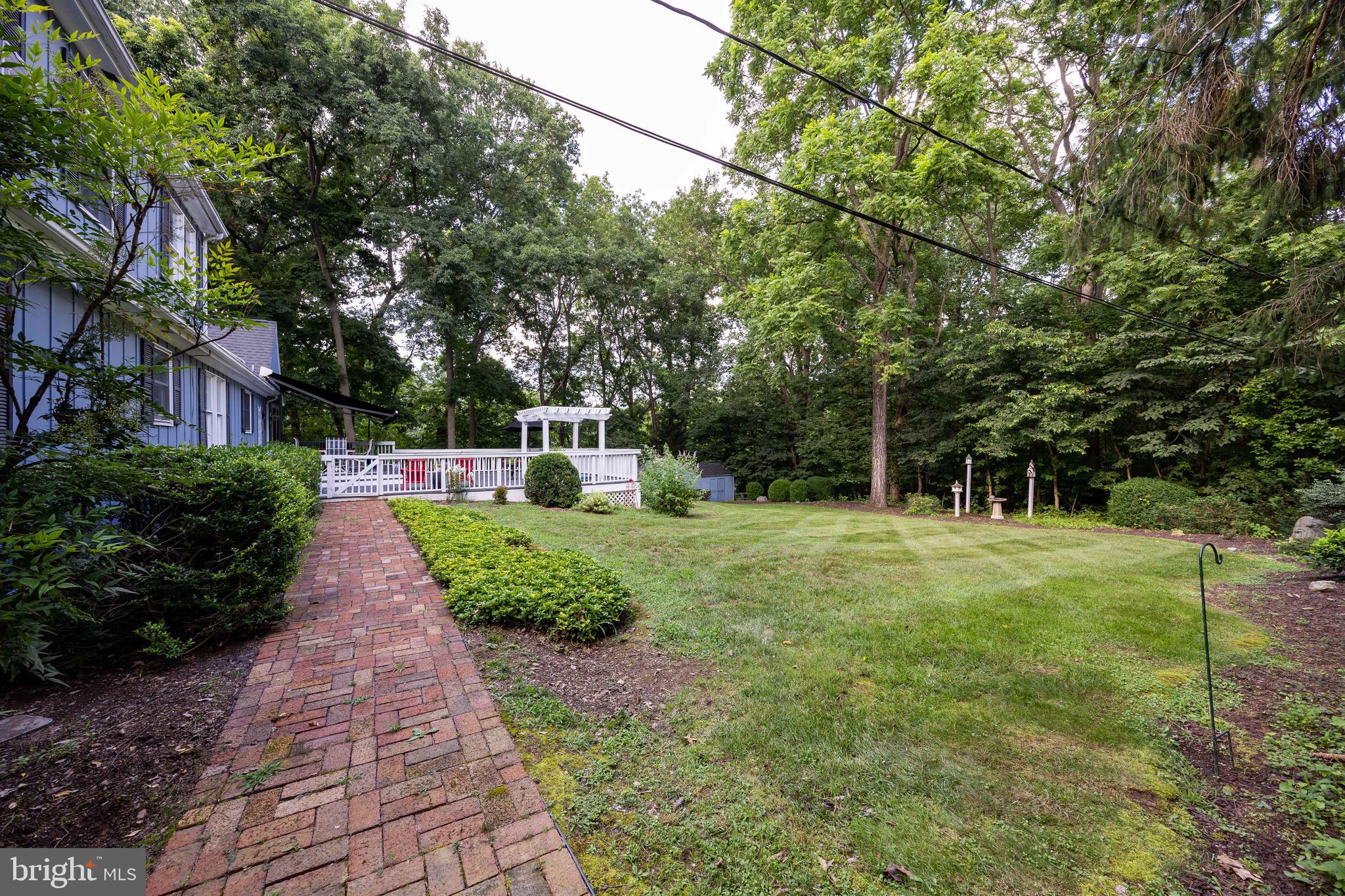 WOODBRIER MANOR - Residential