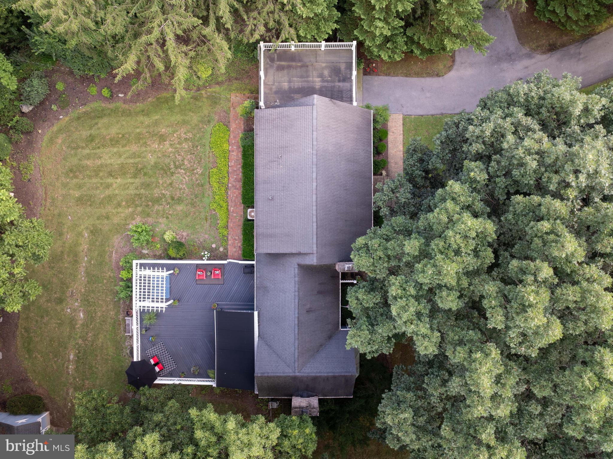 WOODBRIER MANOR - Residential