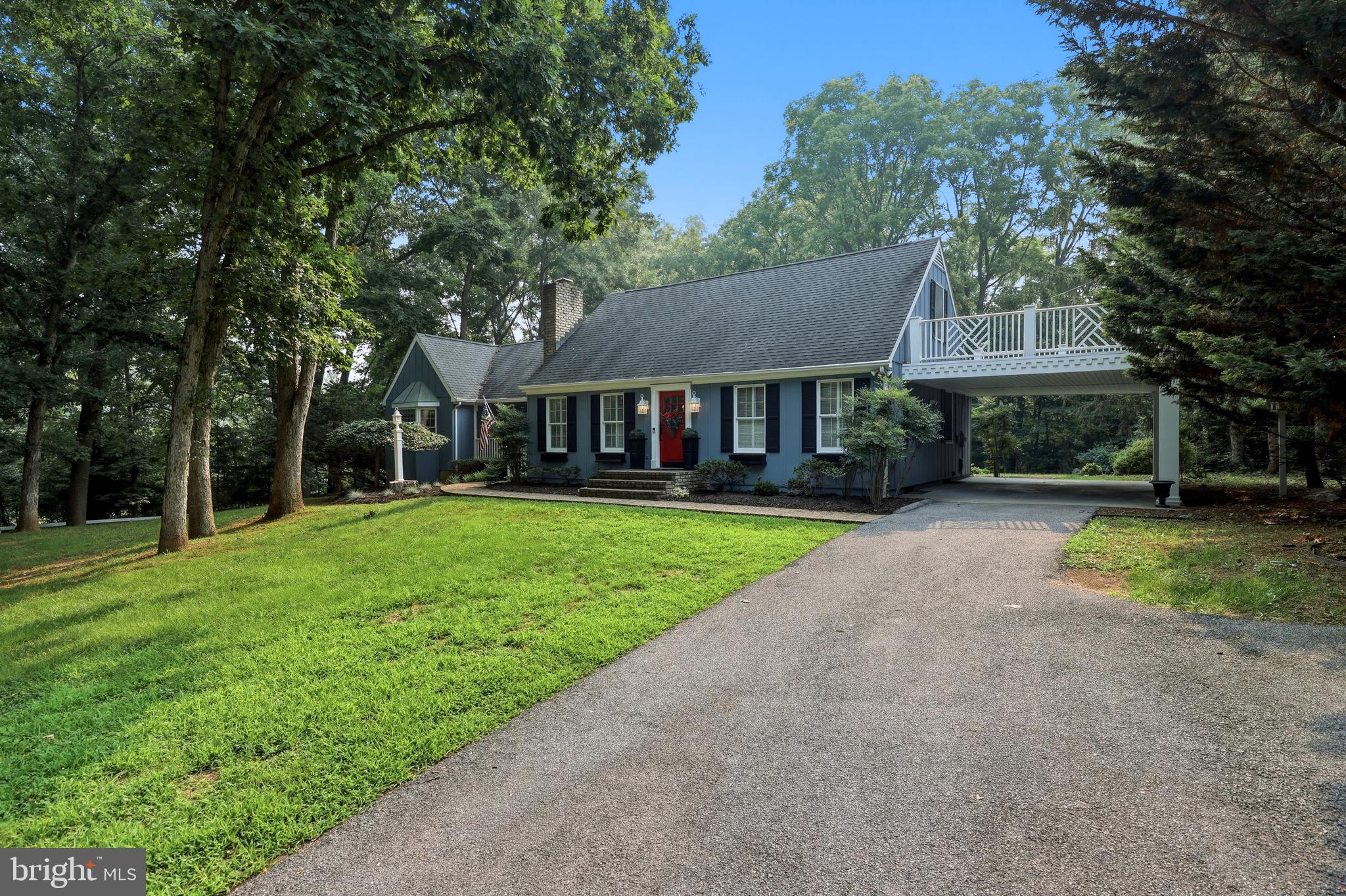 WOODBRIER MANOR - Residential