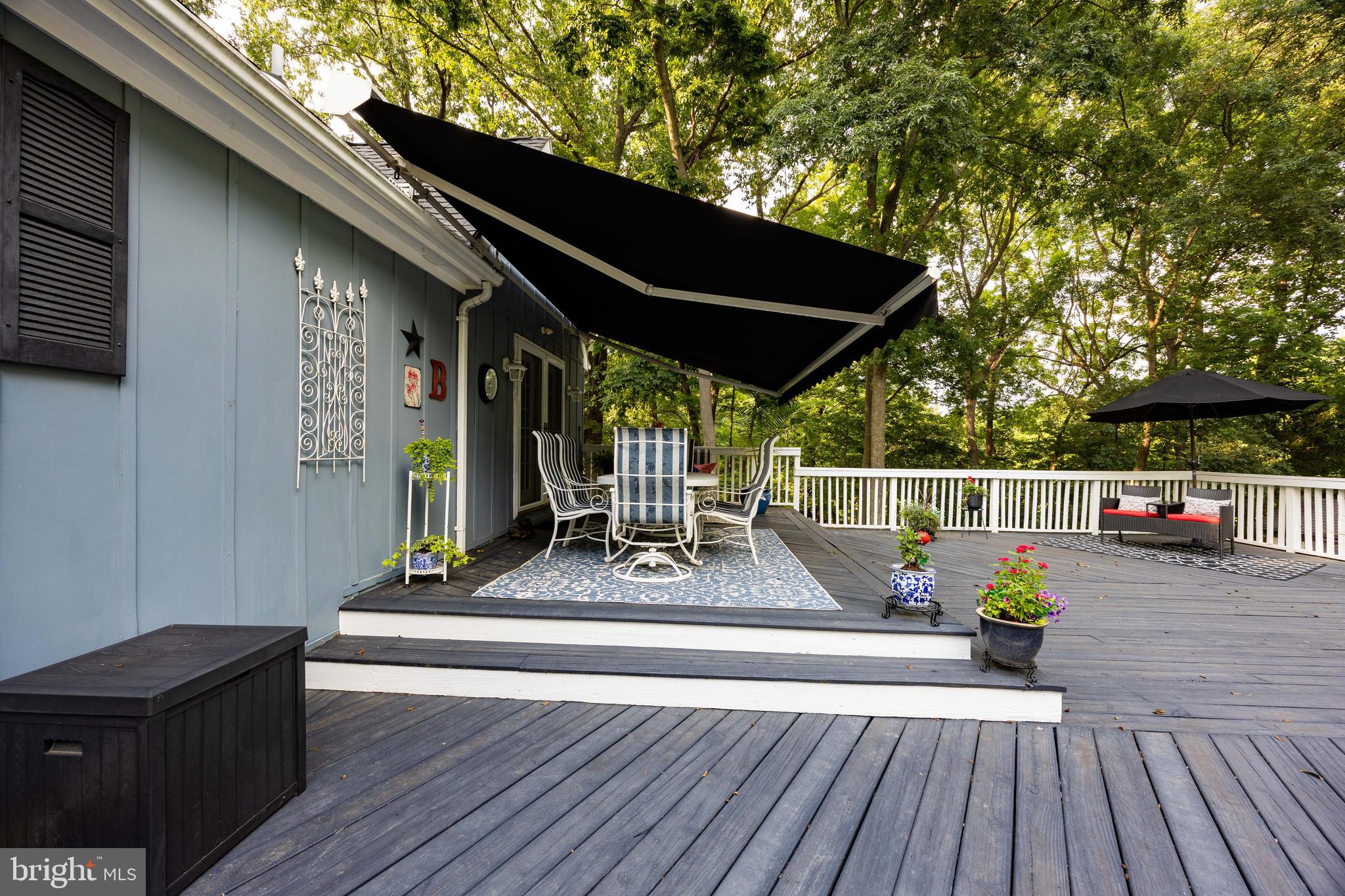WOODBRIER MANOR - Residential